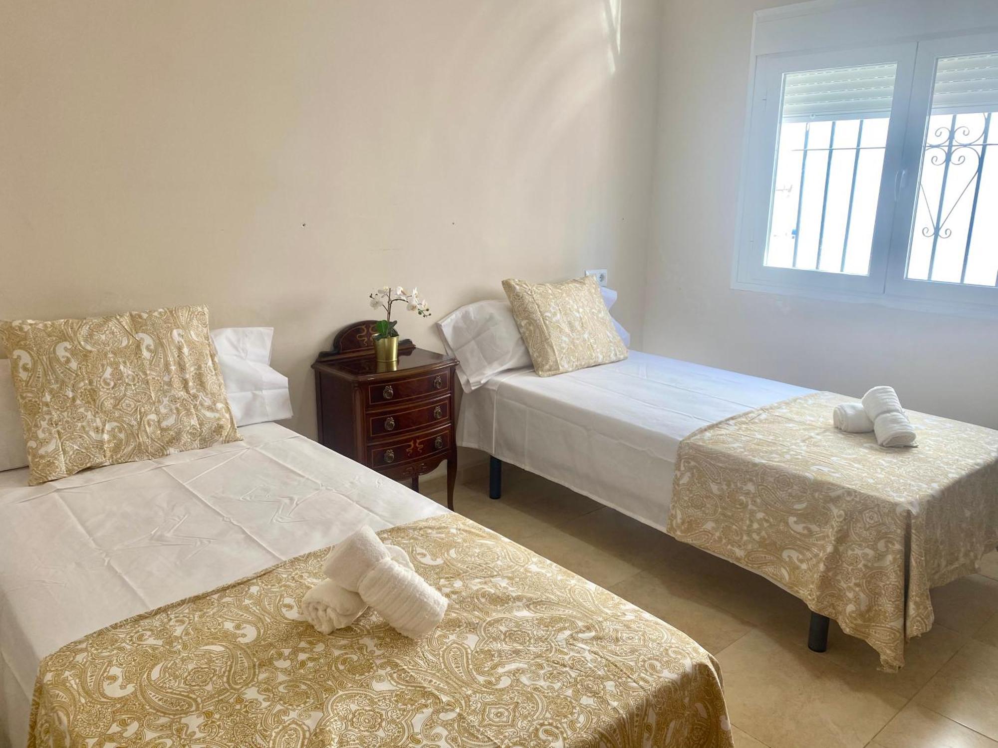 Homestay Hevres El Capricho *