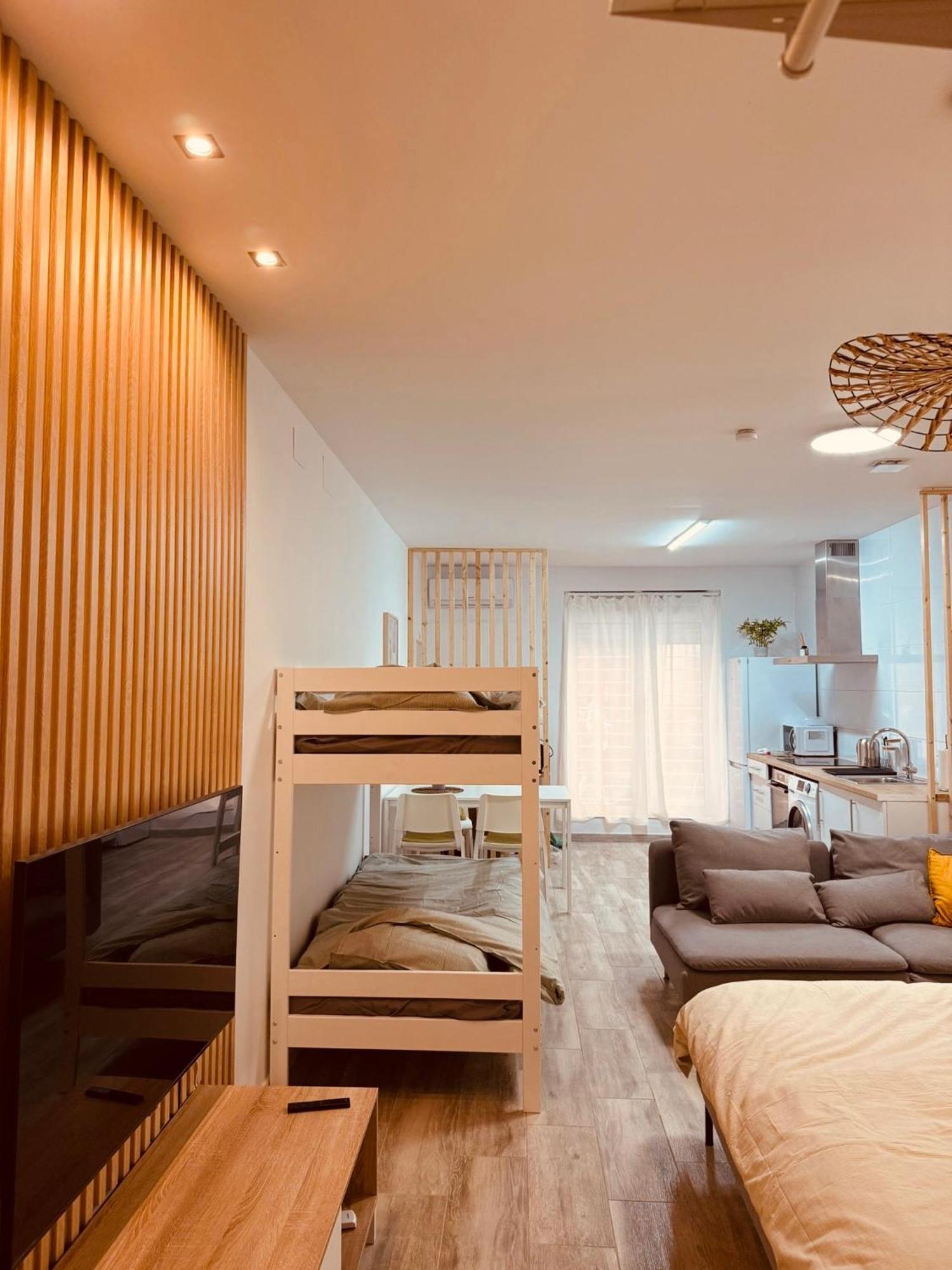 Apartment El Apartamentito De Zamarrilla Parking Gratis Incluido Malaga
