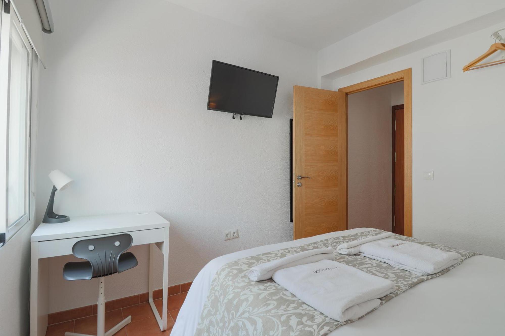 C75 - Comfy 3 Bedroom Near Center Appartement *