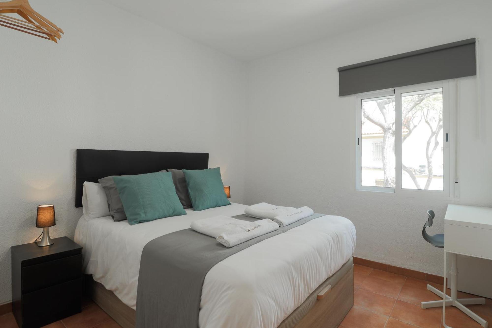 Appartement C75 - Comfy 3 Bedroom Near Center