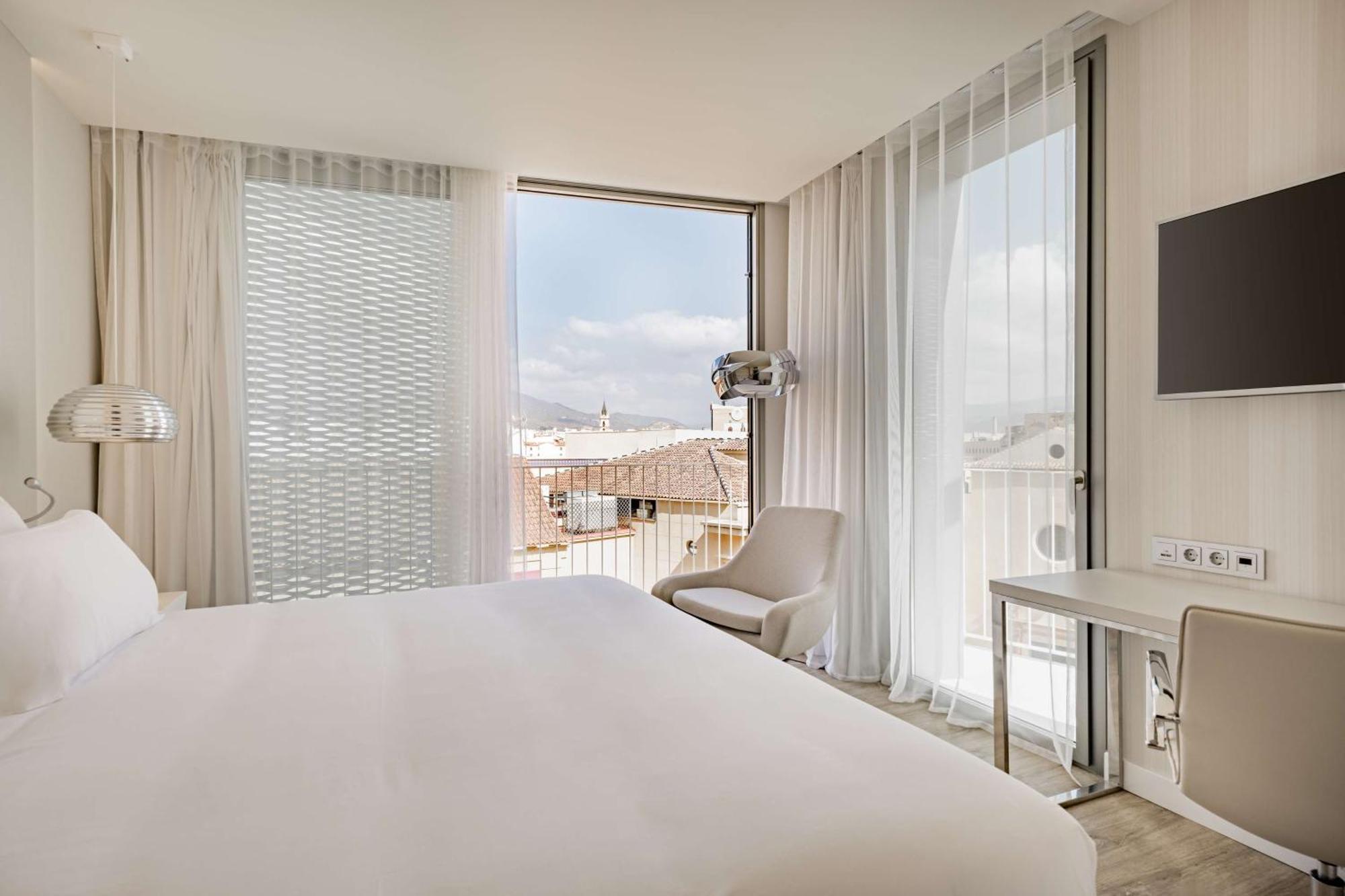 Nh Málaga