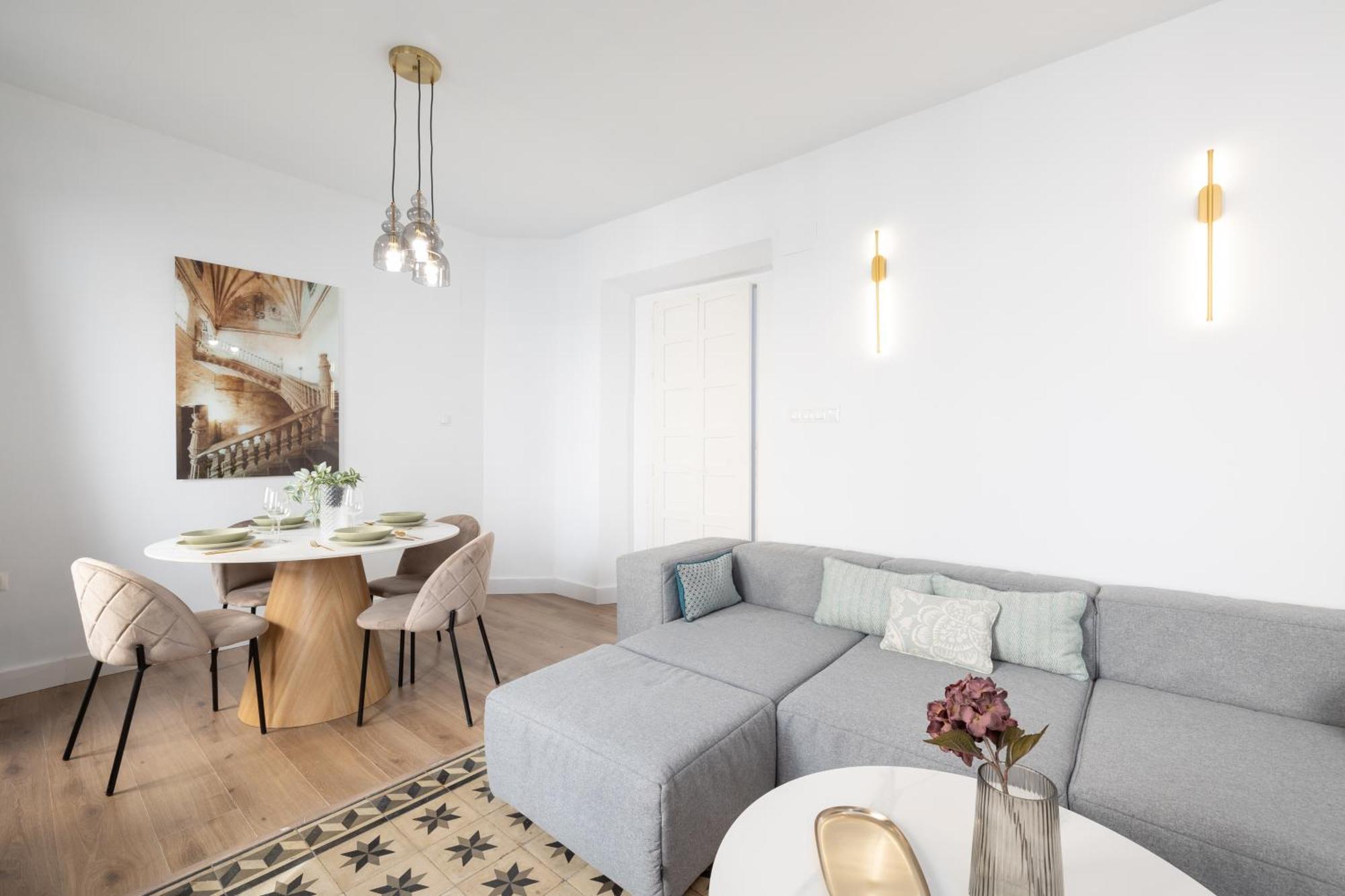 Spacious Bright Palace -1bedroom-terrace-center Apartamento