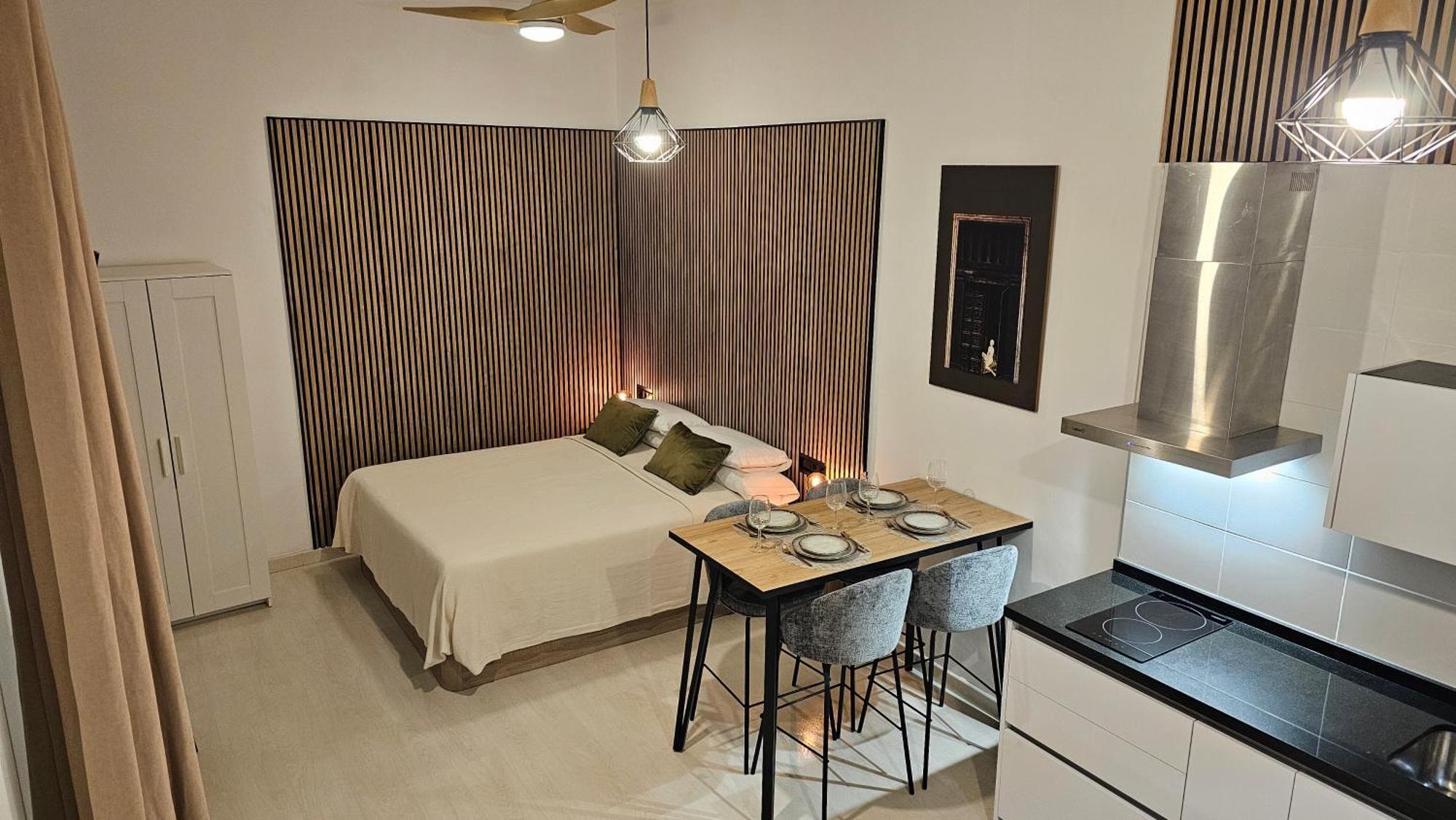 Les Apartment *