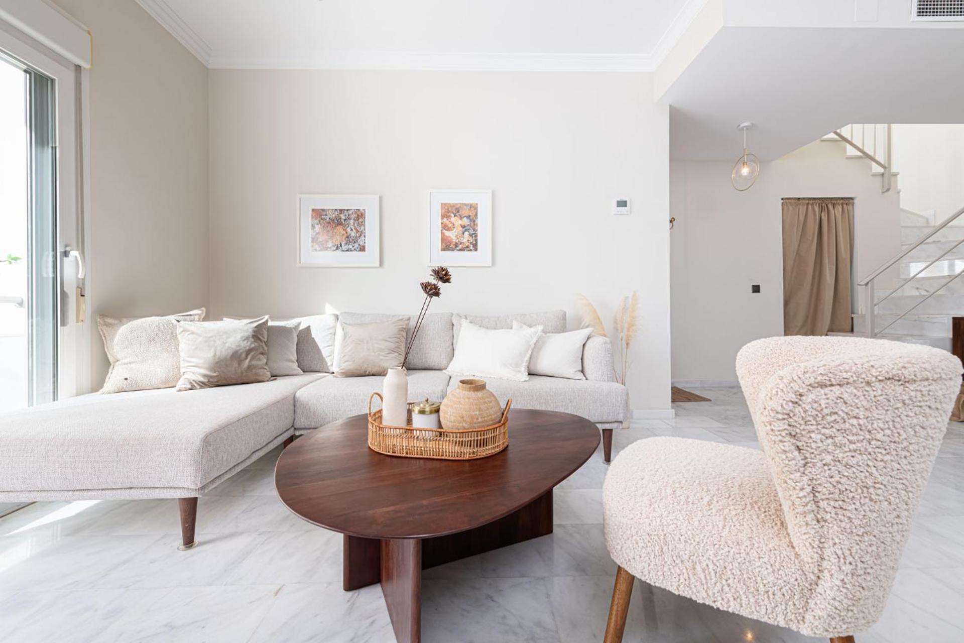 Metropolitan In By Solaga Homes Apartment