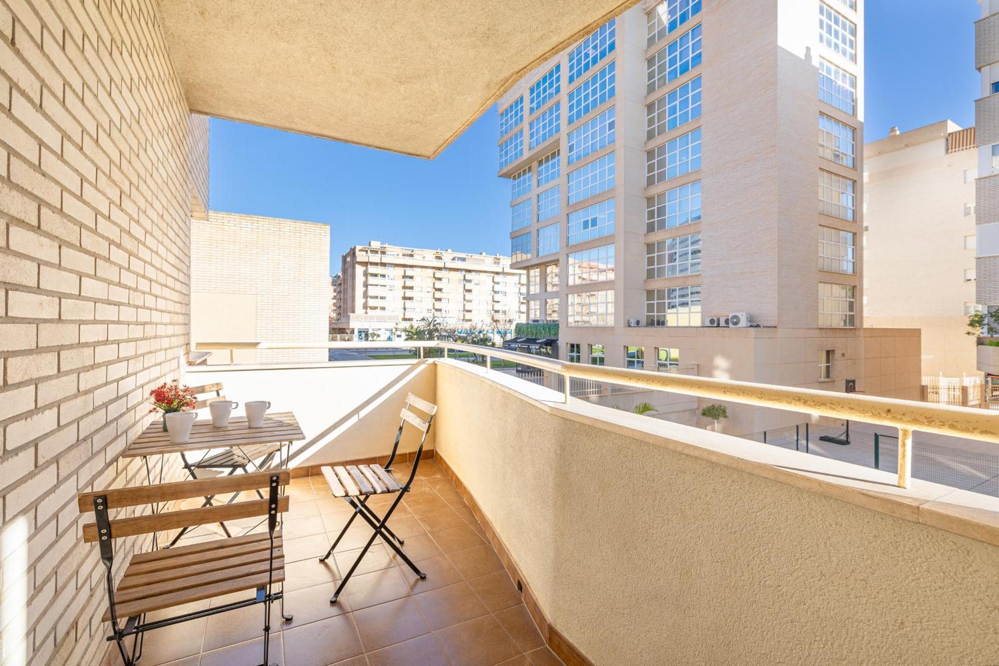 H2m Teatinos Pool & Terrace Apartamento Málaga