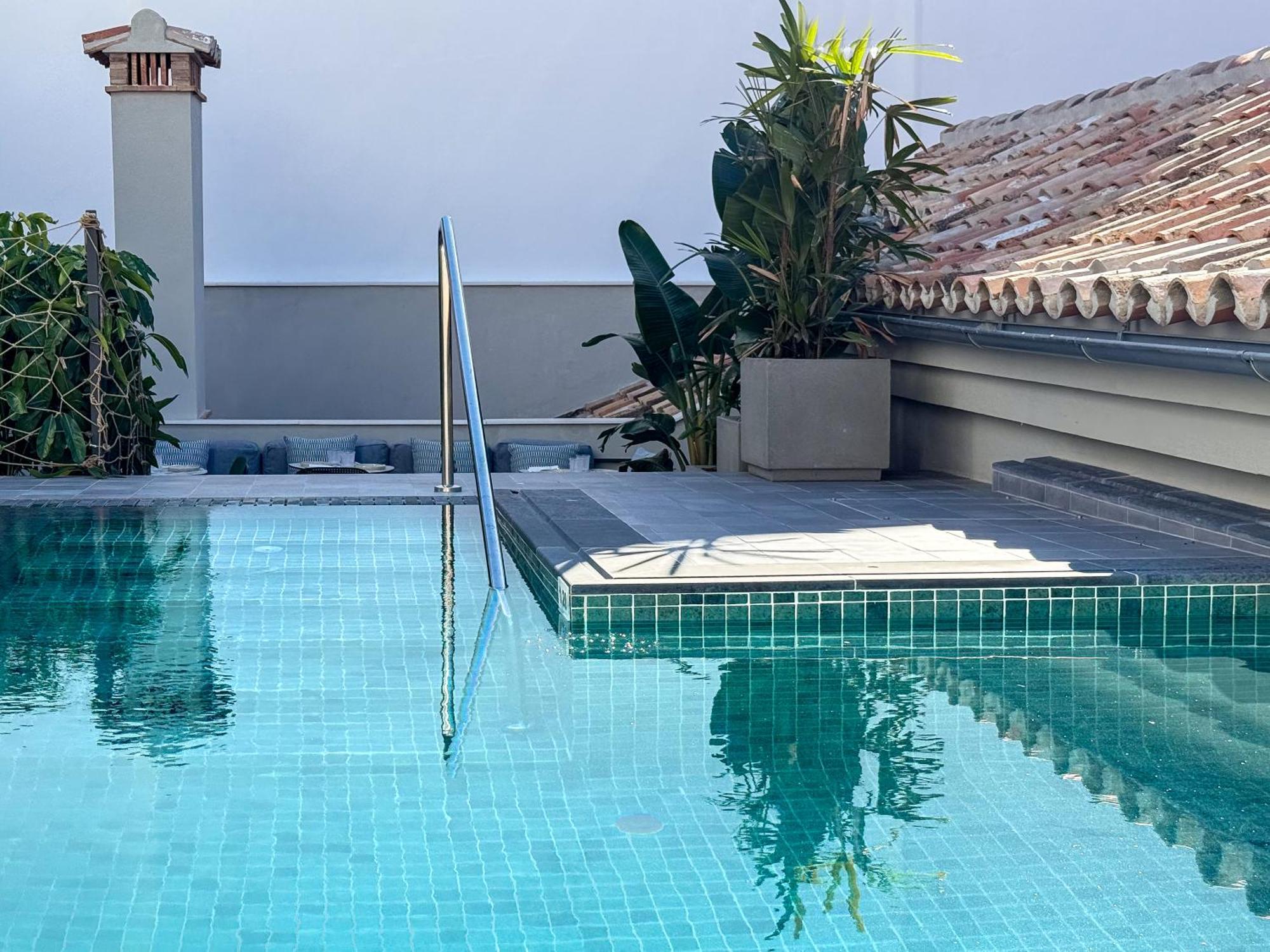 Hostel Coeo Hernan Ruiz Rooftop Pool Malaga
