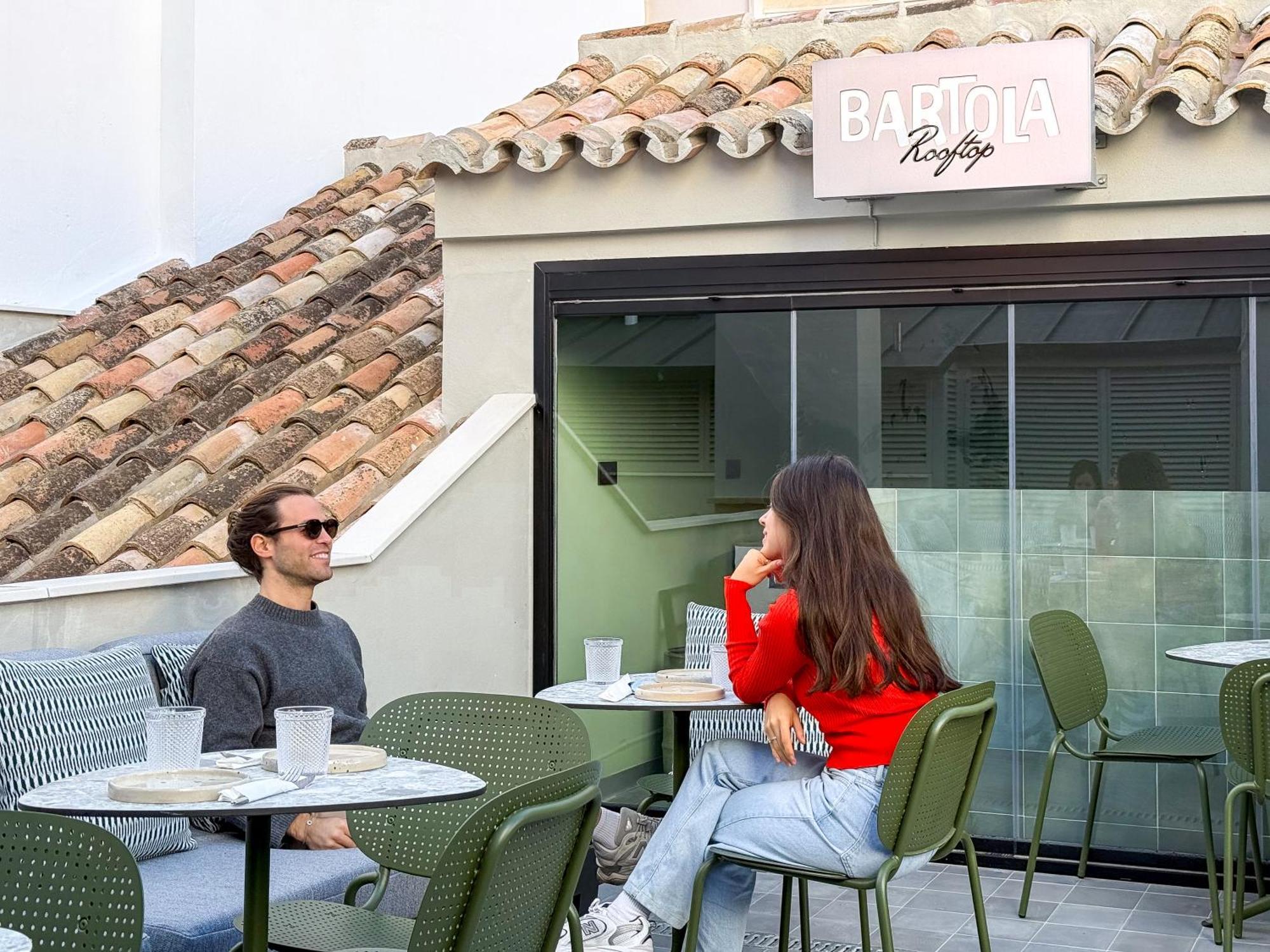 Hostel Coeo Hernan Ruiz Rooftop Pool Malaga