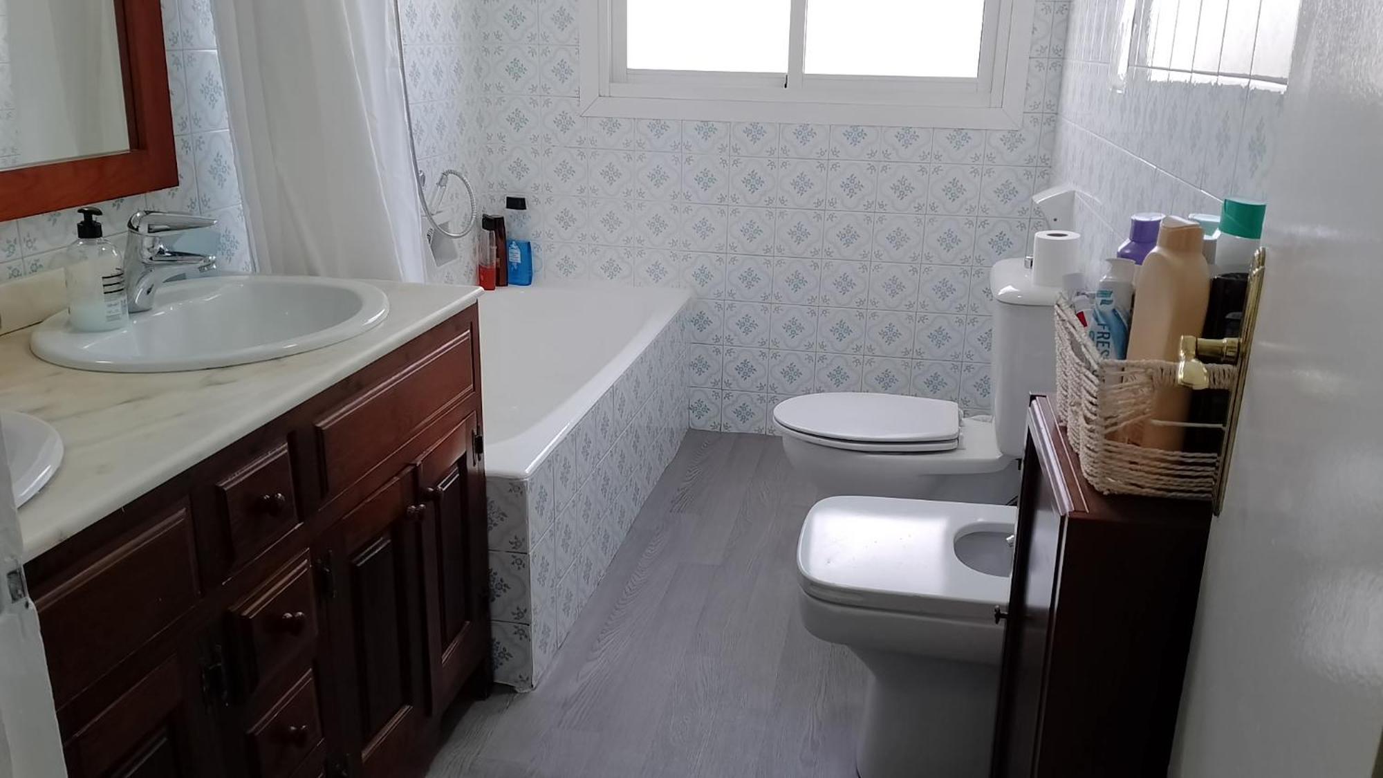 Privada Centro Cerca Tren Maria Zambrano Y Playa Muy Buena Conexion Wifi Privatunterkunft Málaga