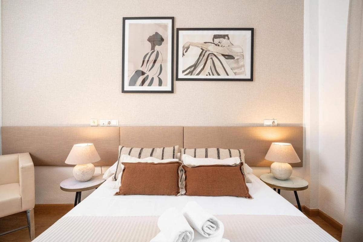 Beatas Espectacular Nueva Vivienda En Centro Historico Sinese Design Homes Apartment Malaga