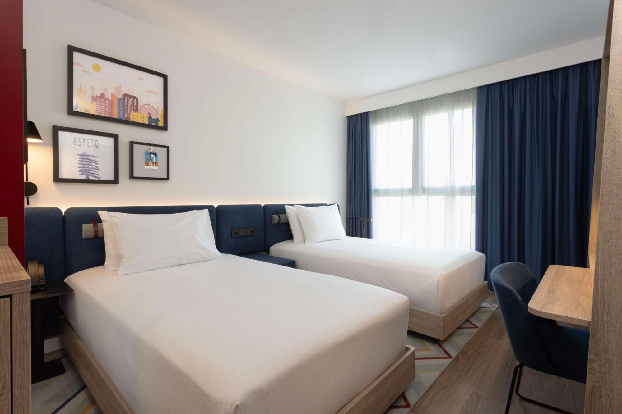 Hampton By Hilton Martiricos 3* Malaga
