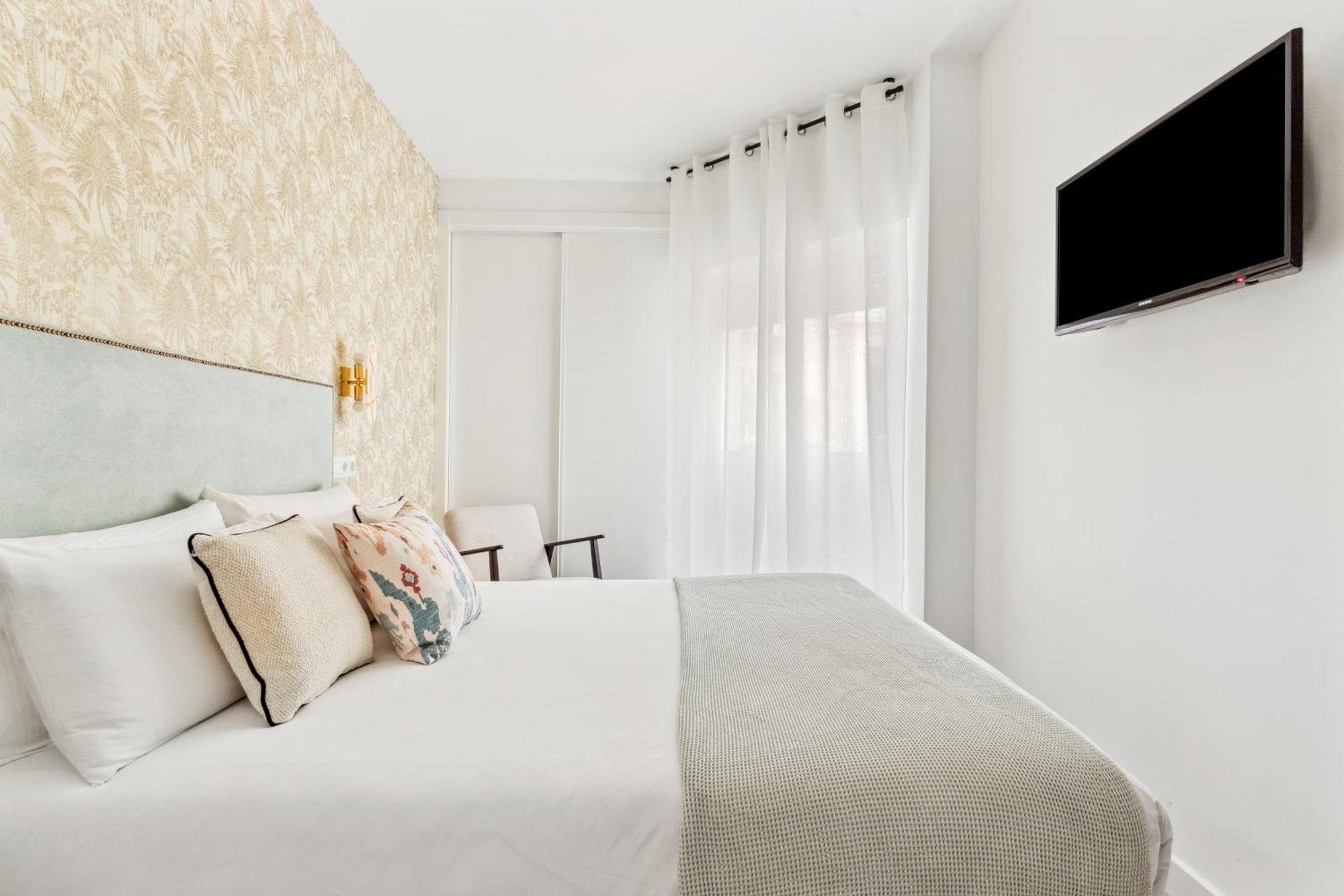 Epidemia & Quite Bedrooms By Ele