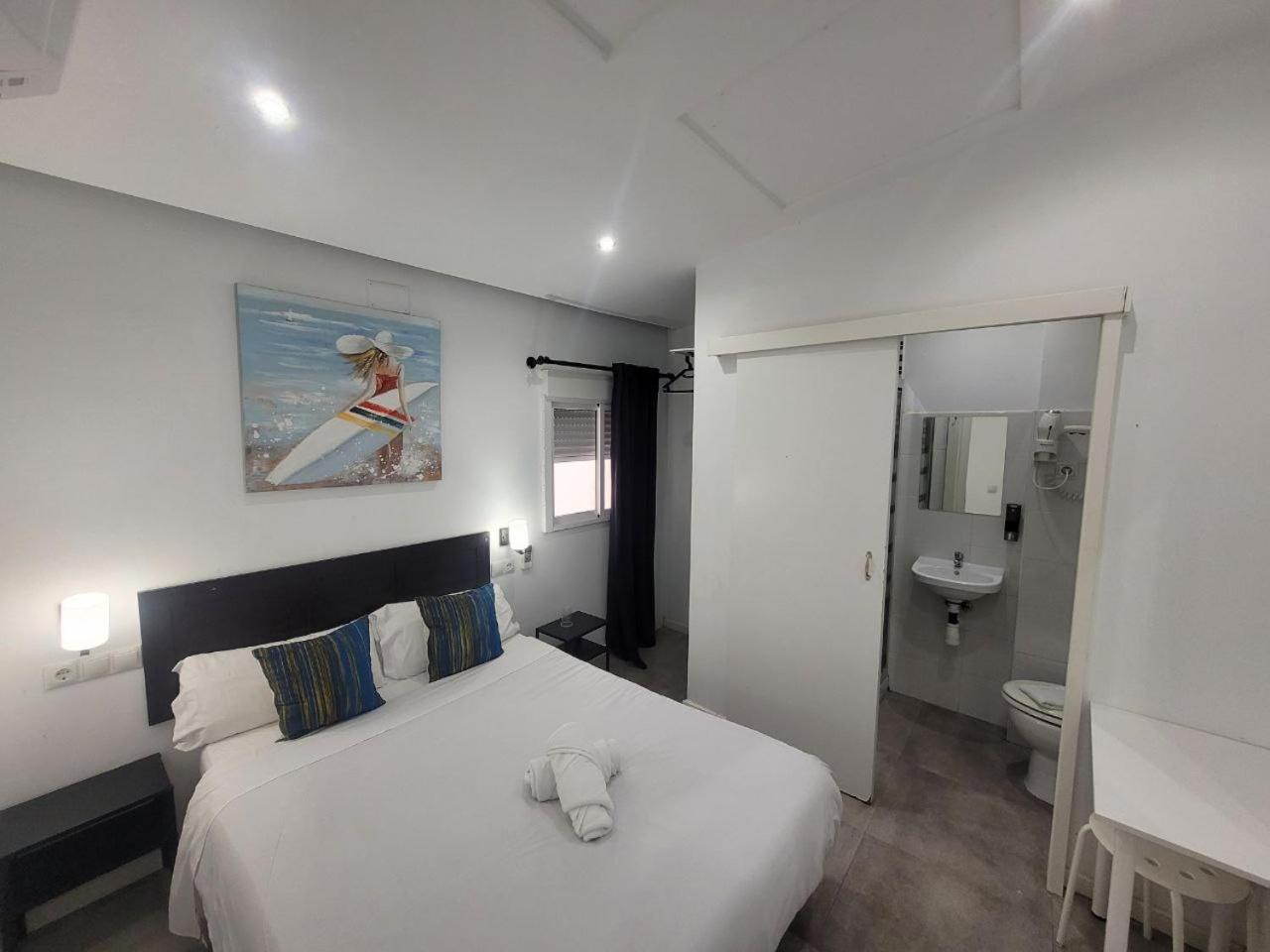 Ayz Frailes - Auto Check-in (adults Only) 3*