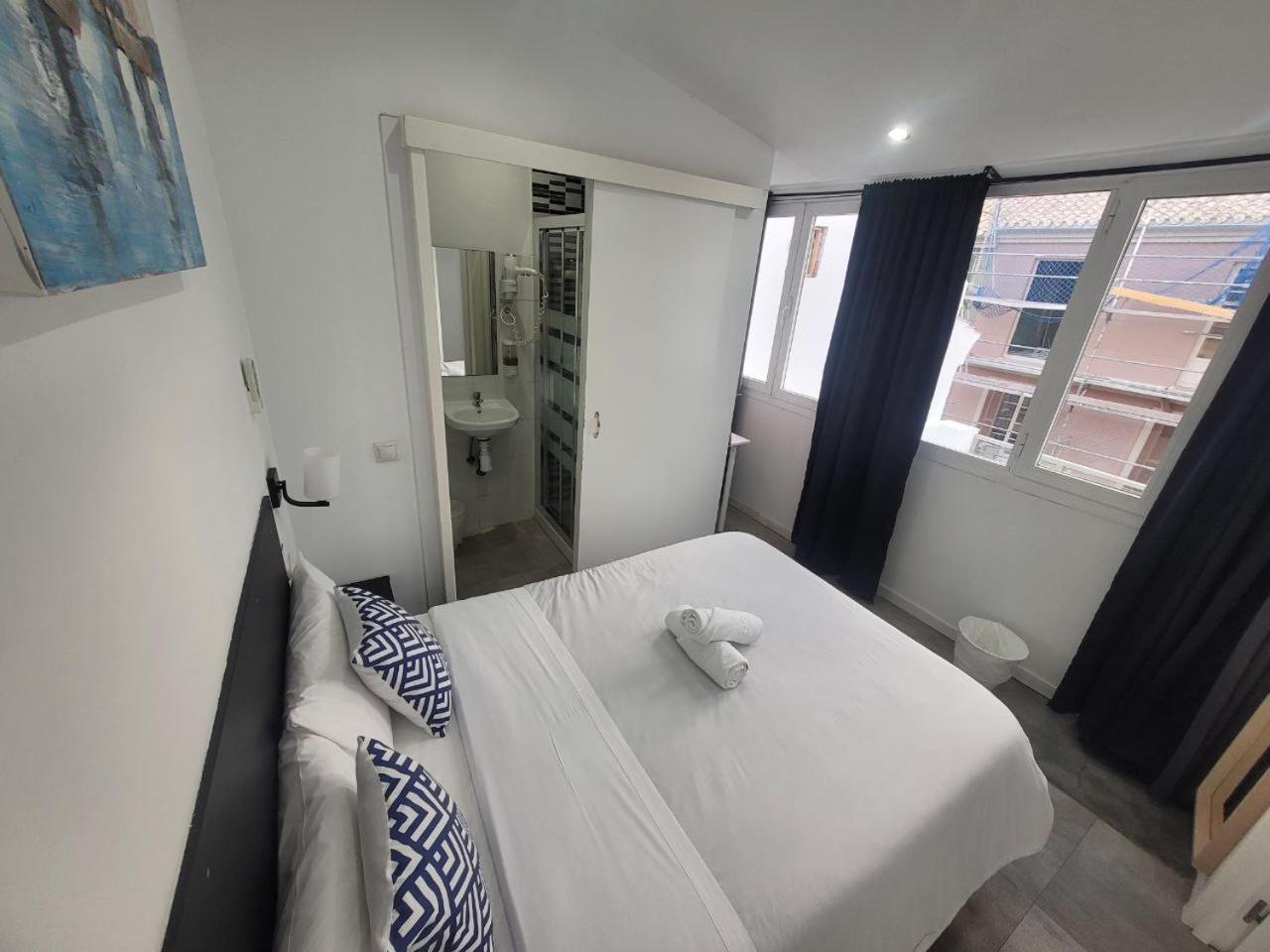 Pensión Ayz Frailes - Auto Check-in (adults Only)