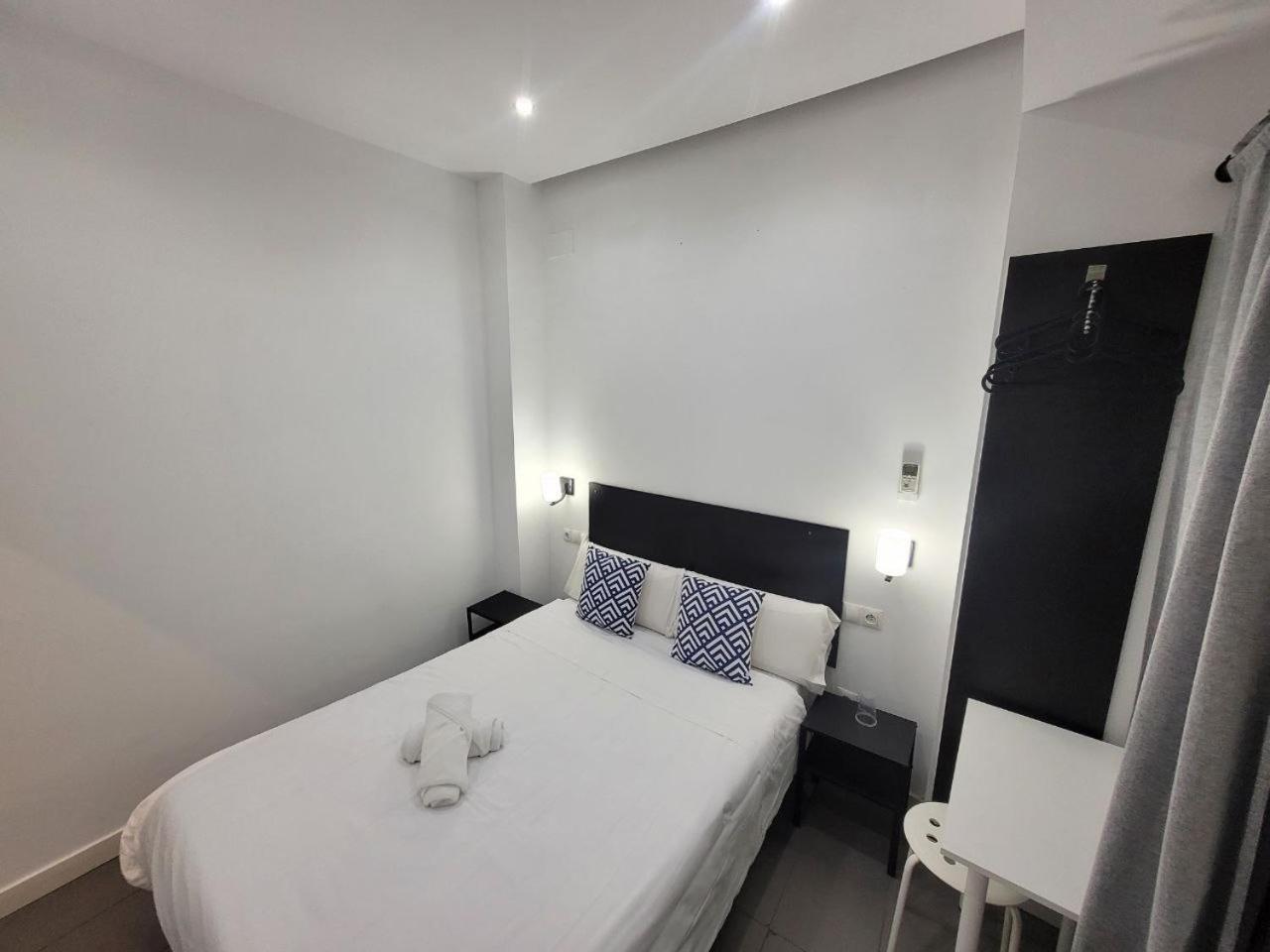 Pensión Ayz Frailes - Auto Check-in (adults Only)