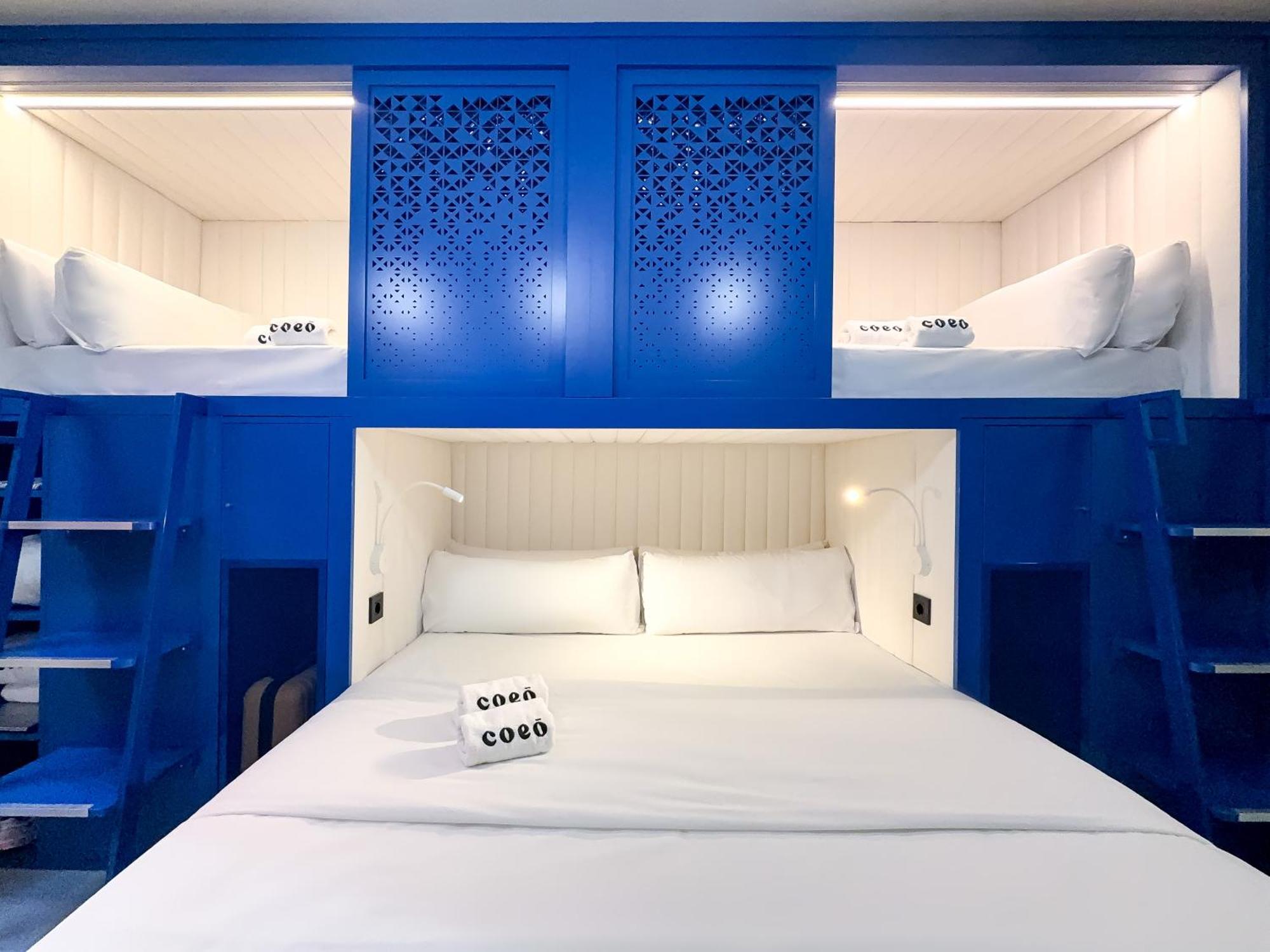 Hostel Coeo Hernan Ruiz Rooftop Pool