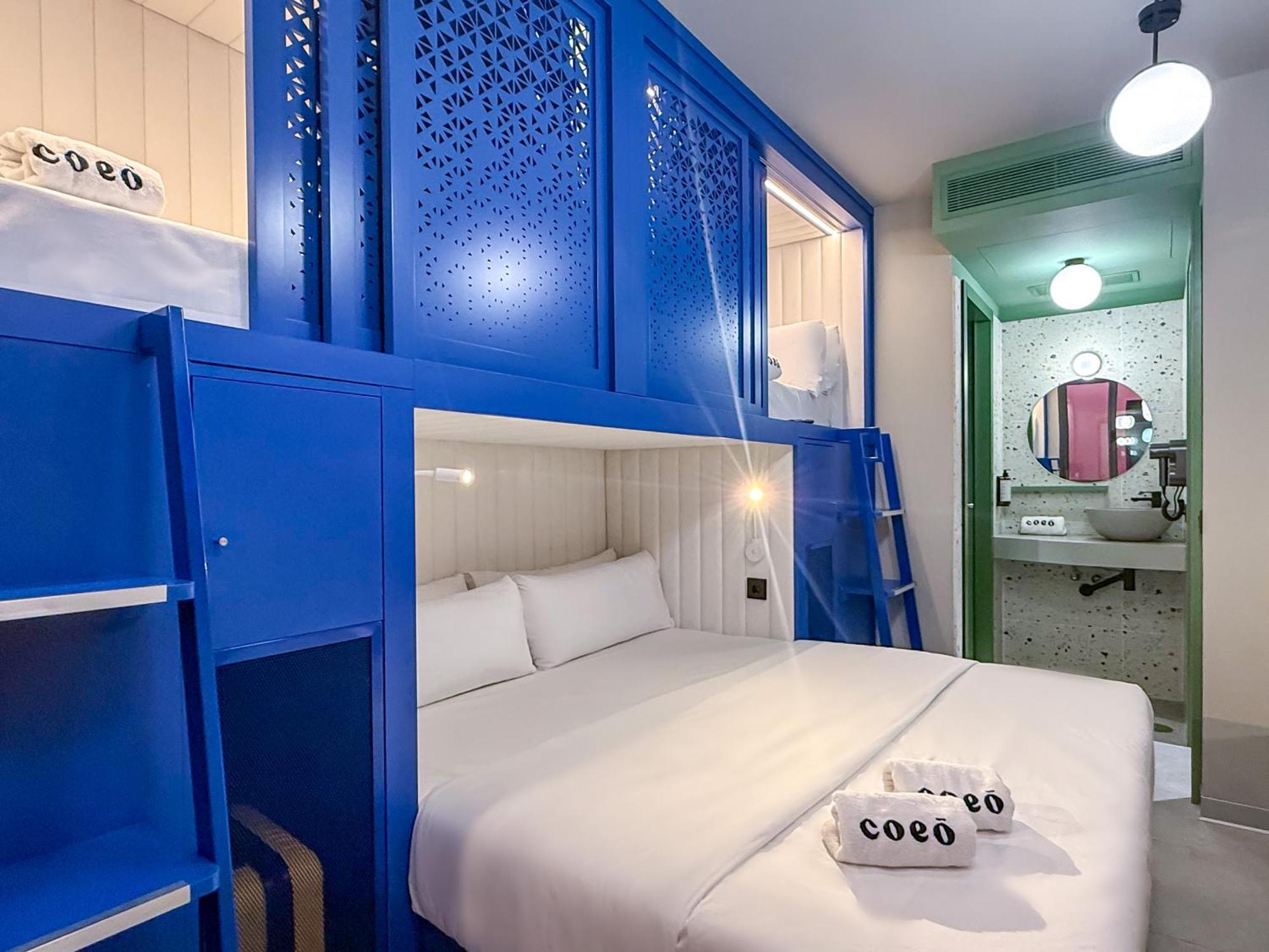 Coeo Hernan Ruiz Rooftop Pool Hostel Malaga