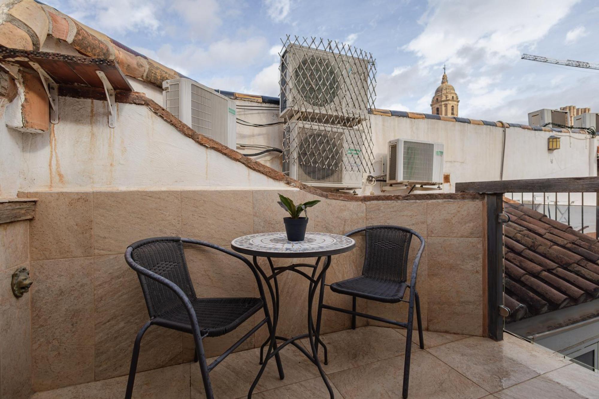 Apartment Ganbara Larios *