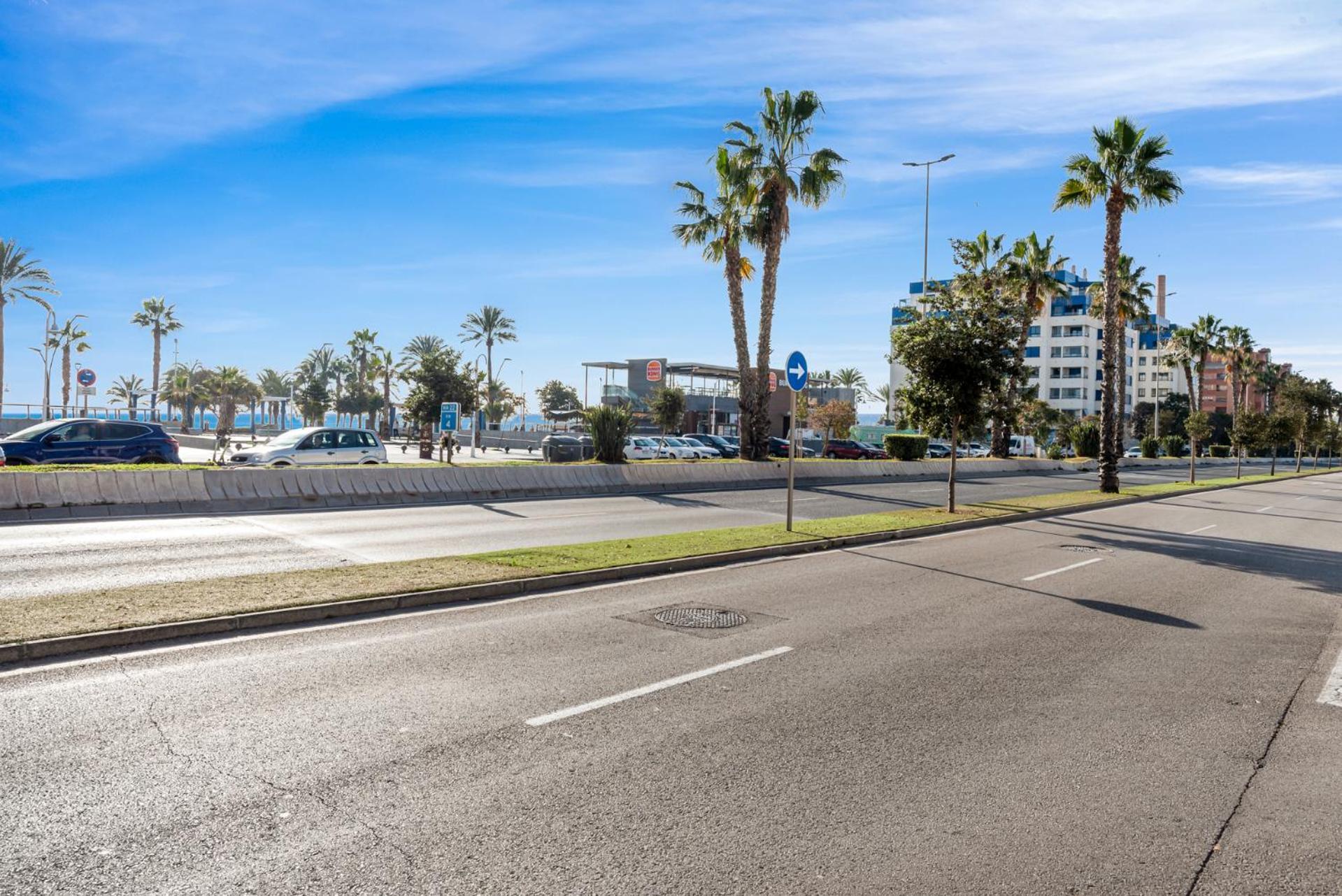 Escapada Al Paraiso En Malaga-playa A Un Minuto Apartamento *