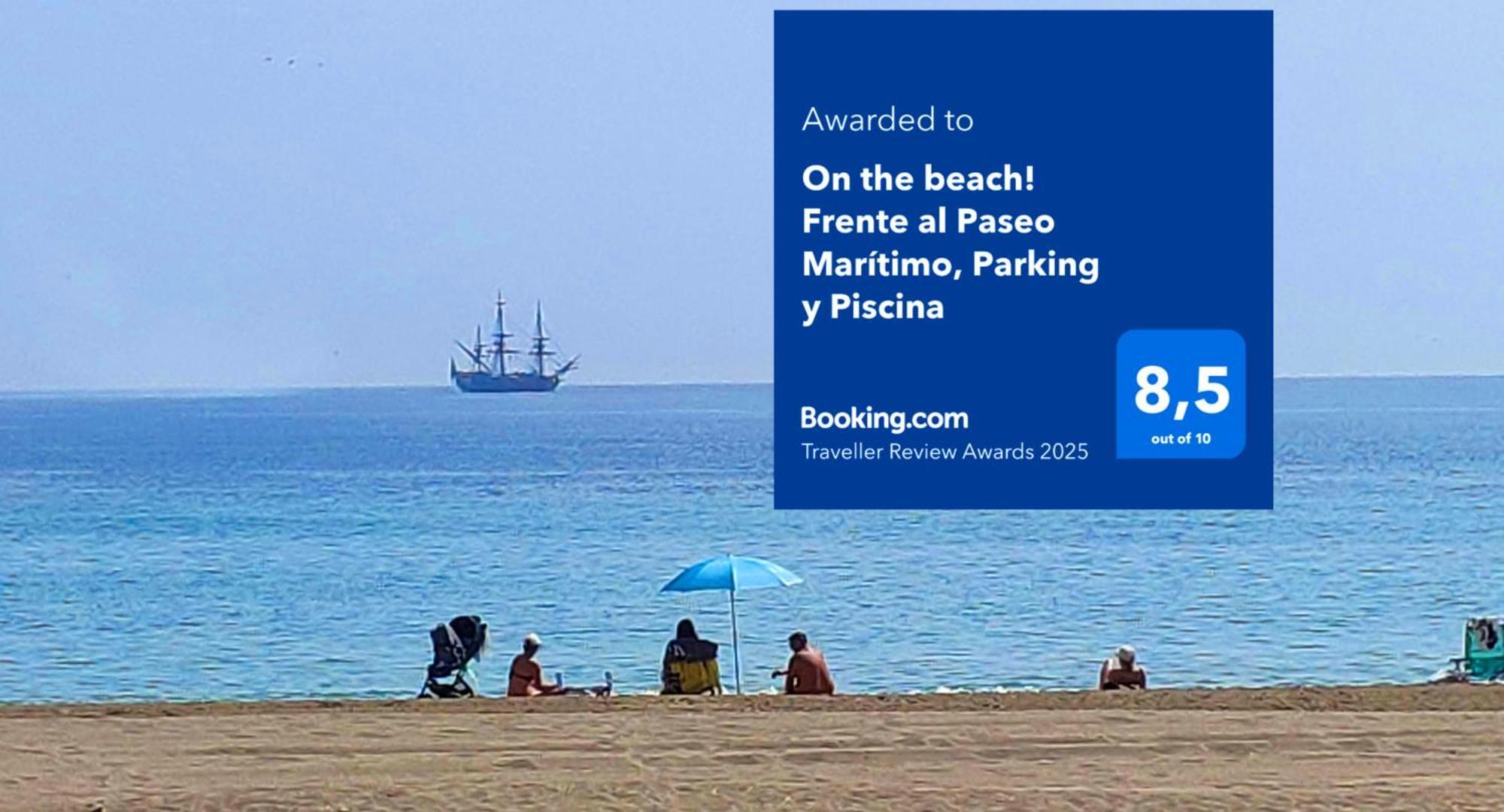 En La Playa! Parking, Wifi, Piscina, Aire Acondicionado Y Netflix! Apartamento *