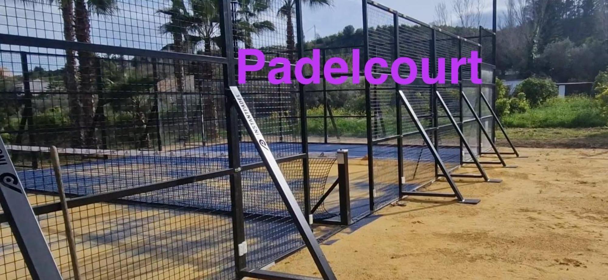 Lovely - Delicious Pool And Padel