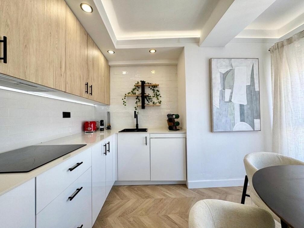 Elegance In The Heart Of Apartamento Málaga