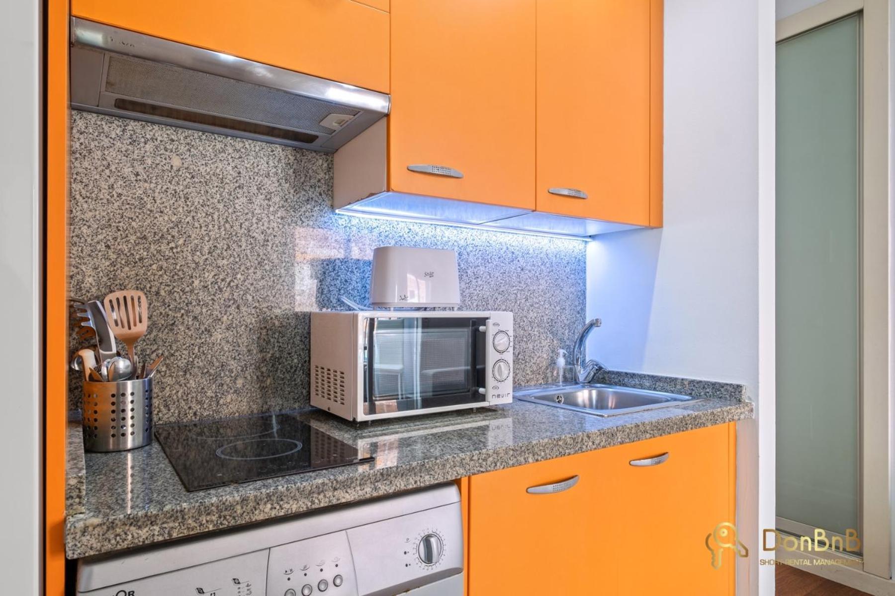 Flat With Balcony Apartment Málaga