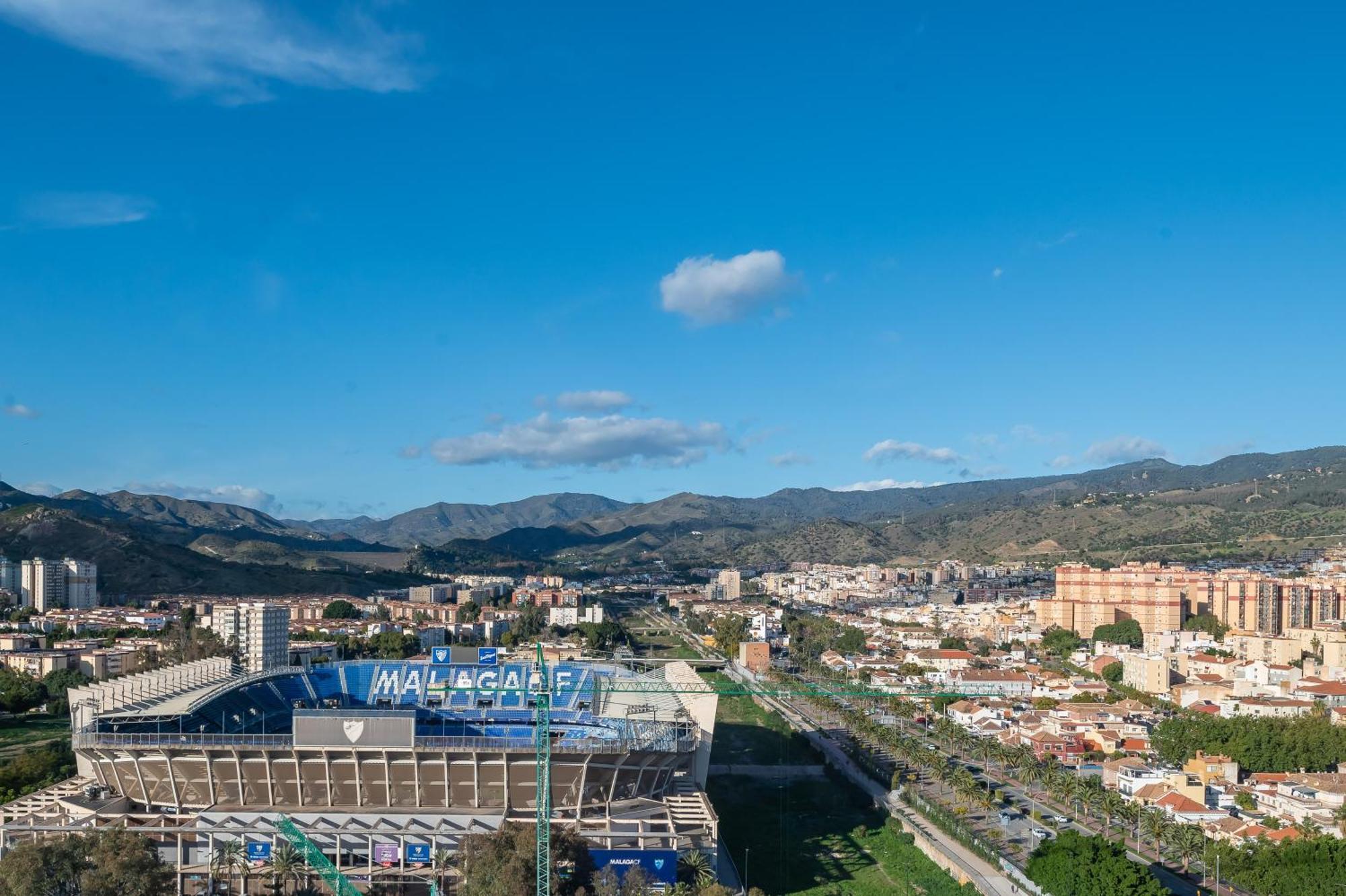 Xpce Urban 14 Skyline - Parking Free Málaga