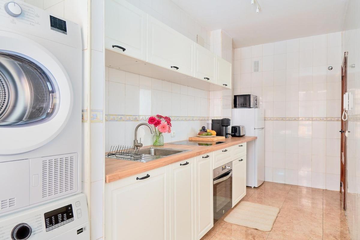 Urban Oasis In Historic Appartamento