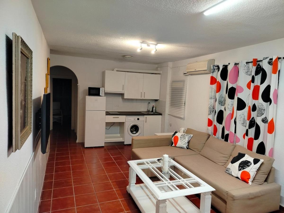 Fantastico Con Piscina Comunitaria Junto Al Mar En Apartment