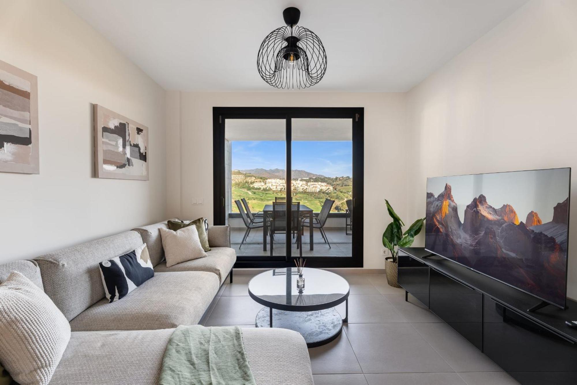 2 Bedroom With Spectacular Views In Hercesa Calanova Golf Lägenhet Málaga
