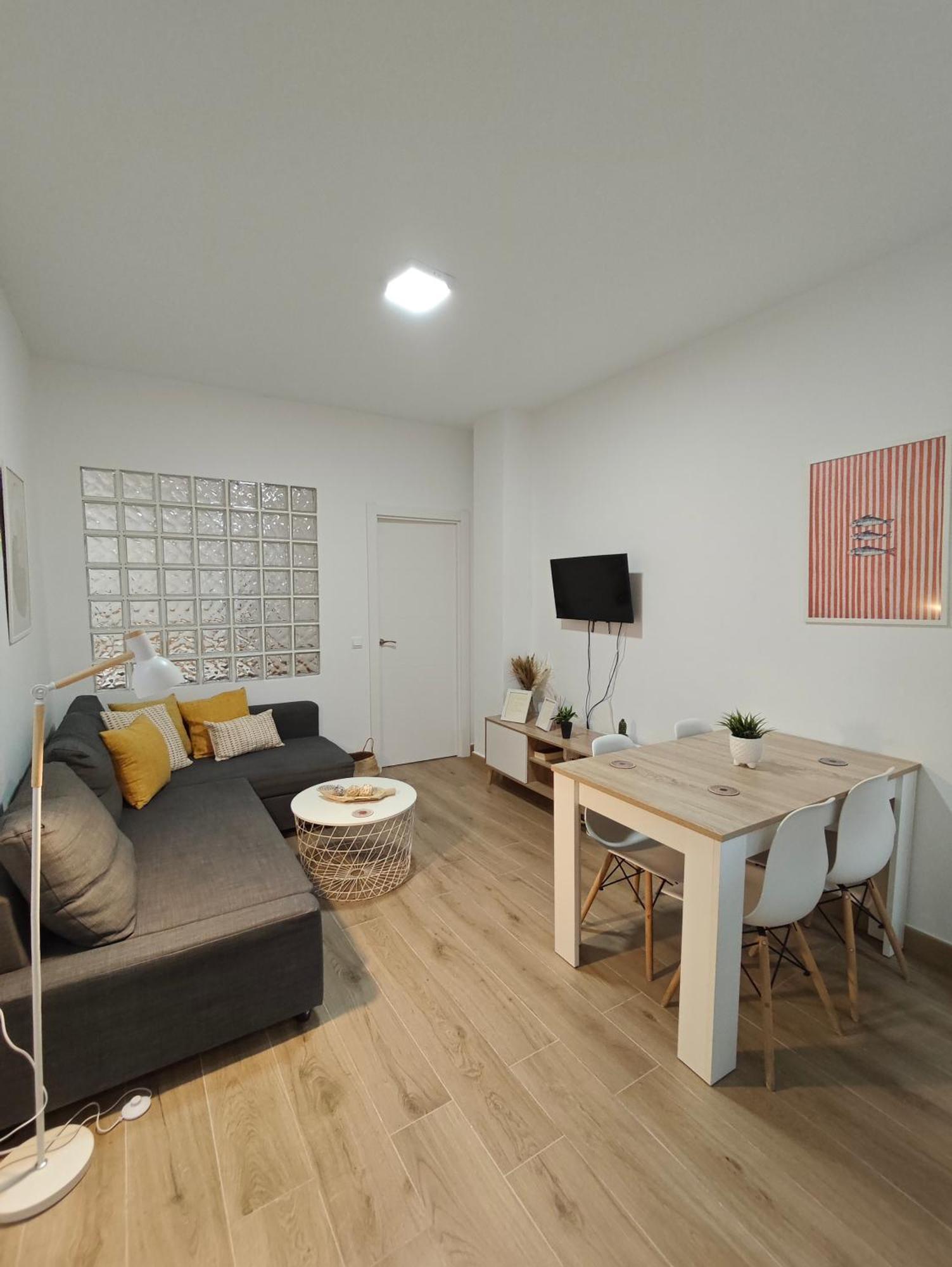 Apartamento Precioso Junto Al Casco Historico Málaga