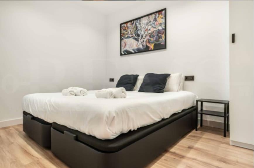 In Center Of With Interior Patio *
