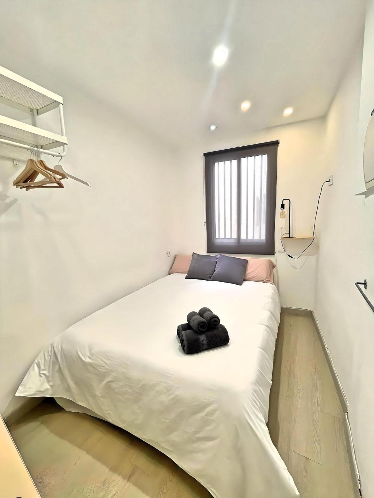 Excellent Location Centro Historico 2 Bed Flat Málaga