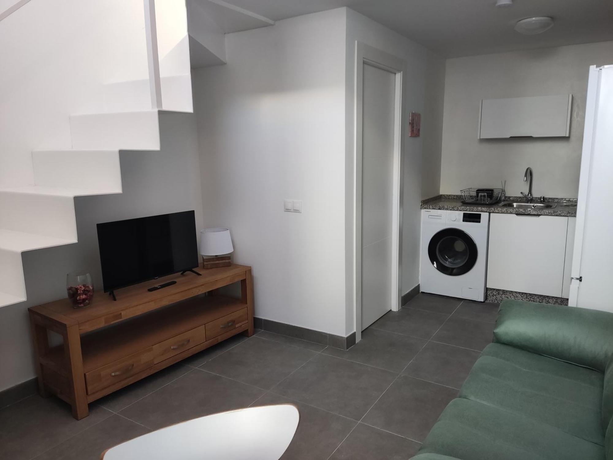 Nora Apartment *