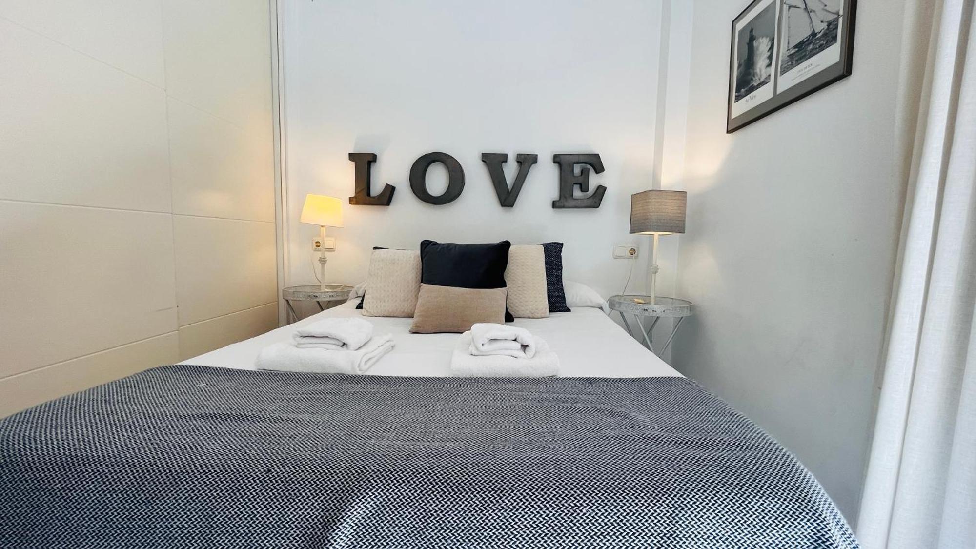 Homely Atarazanas Apartamento