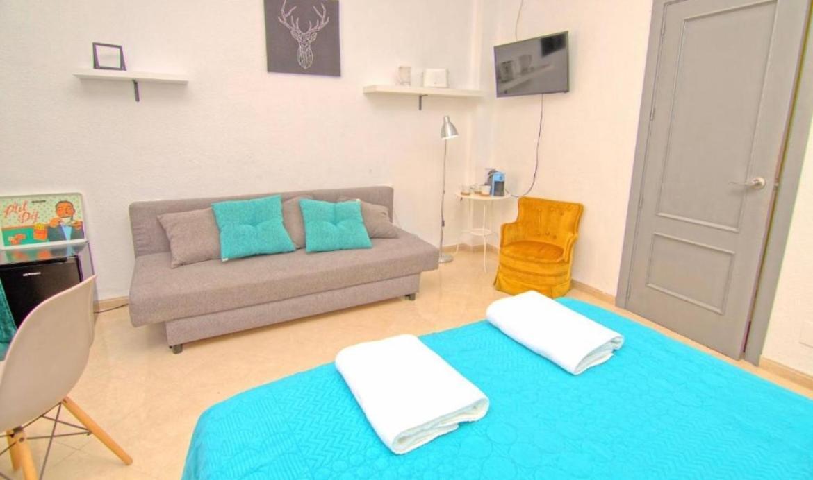 Habitación en casa particular Economic Mercado *