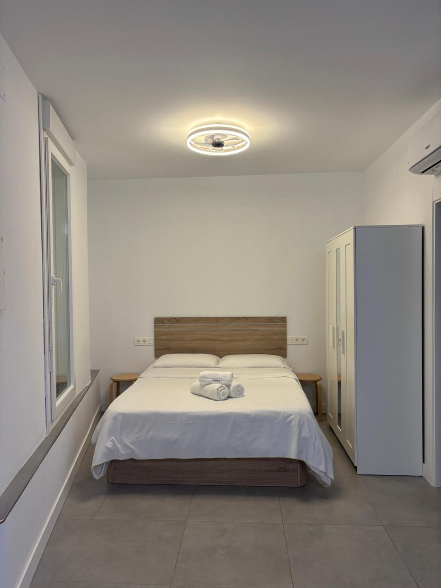 Apartamento 1 A 10 Caminando De La Estacion De Bus Y Tren Maria Zambrano