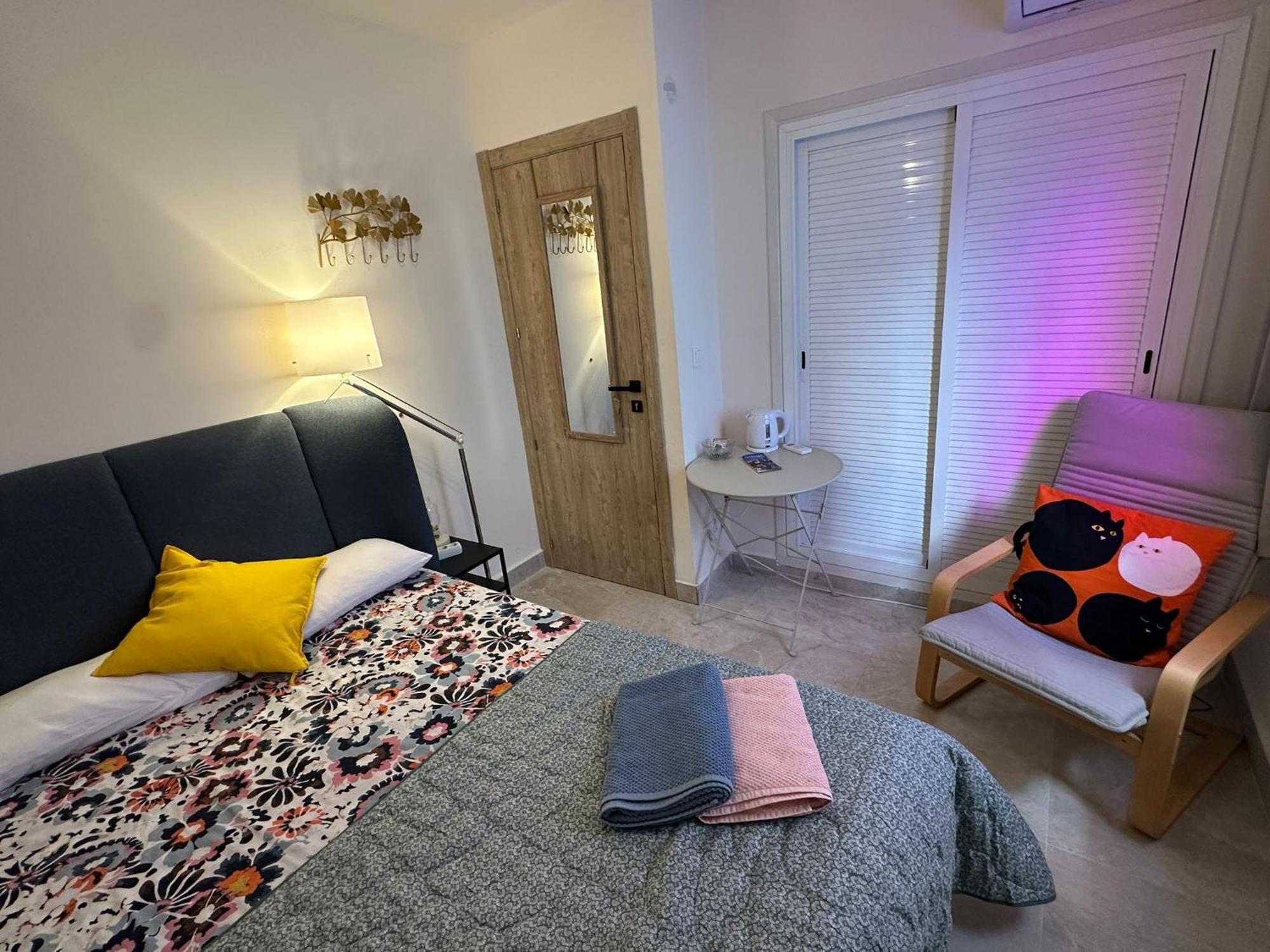 Peaceful Little Bedroom * Malaga
