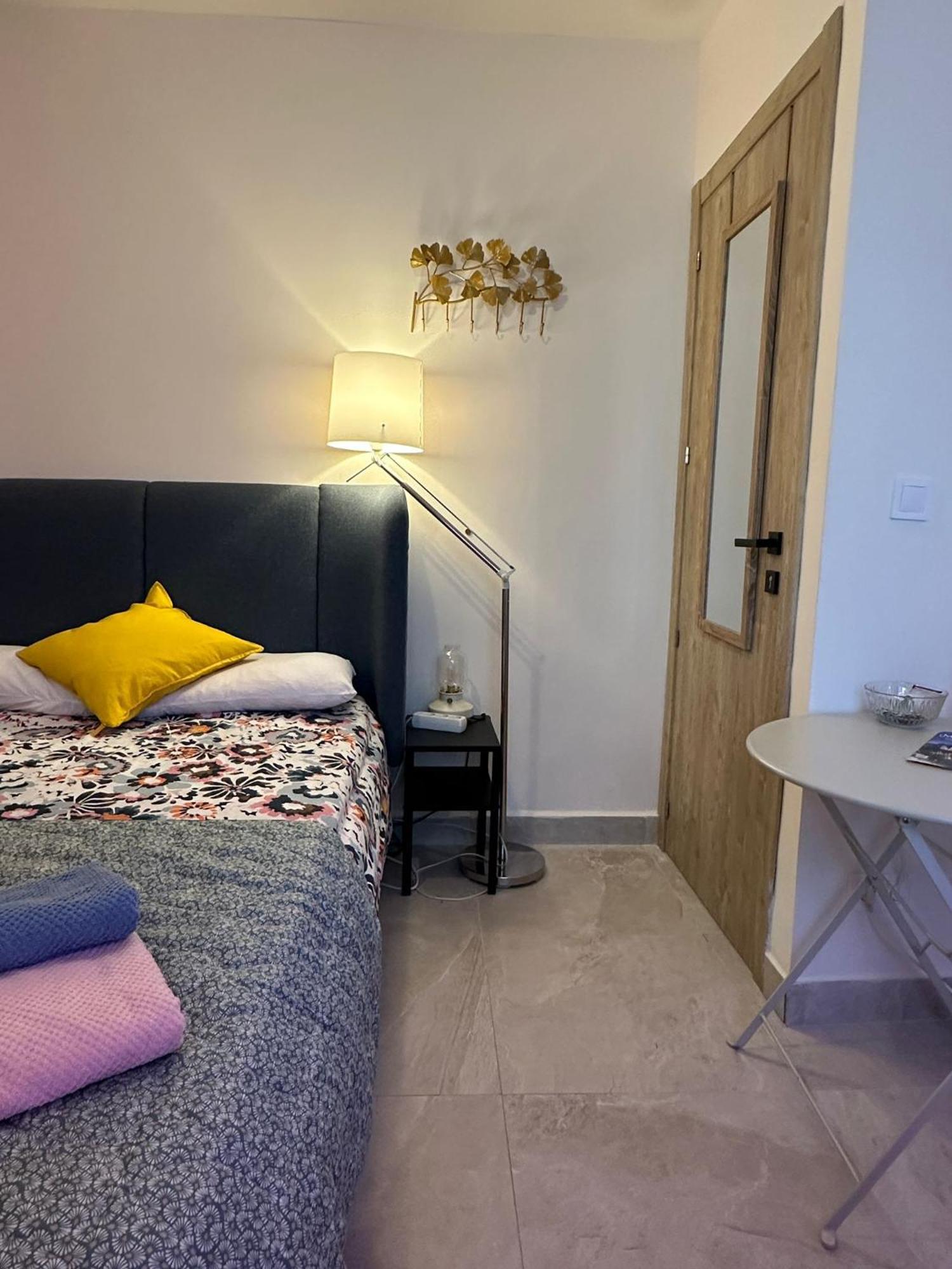 Peaceful Little Bedroom * Malaga