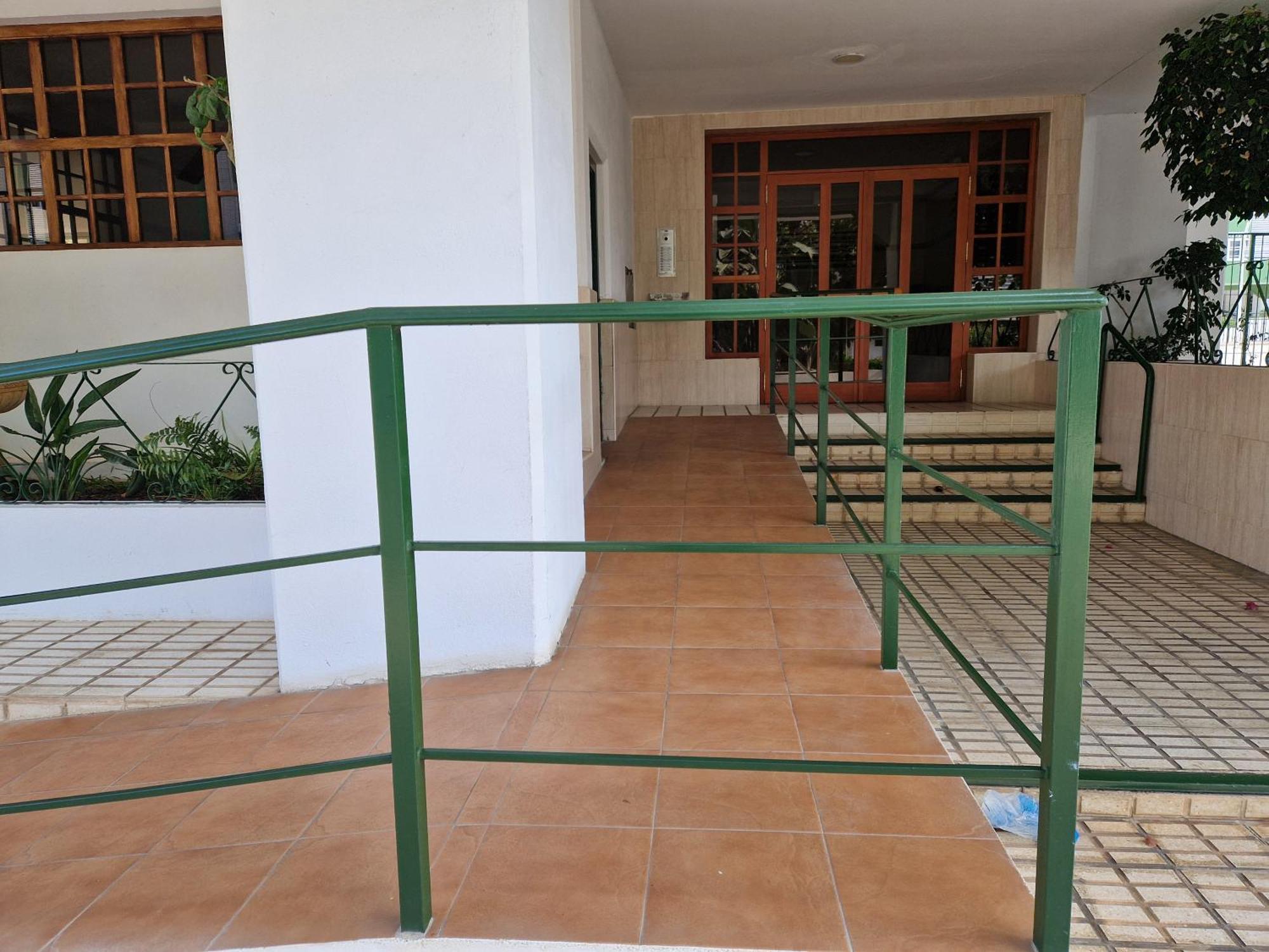 Piso 110m² En El Palo Con Parking Cerca De La Playa Apartamento Málaga