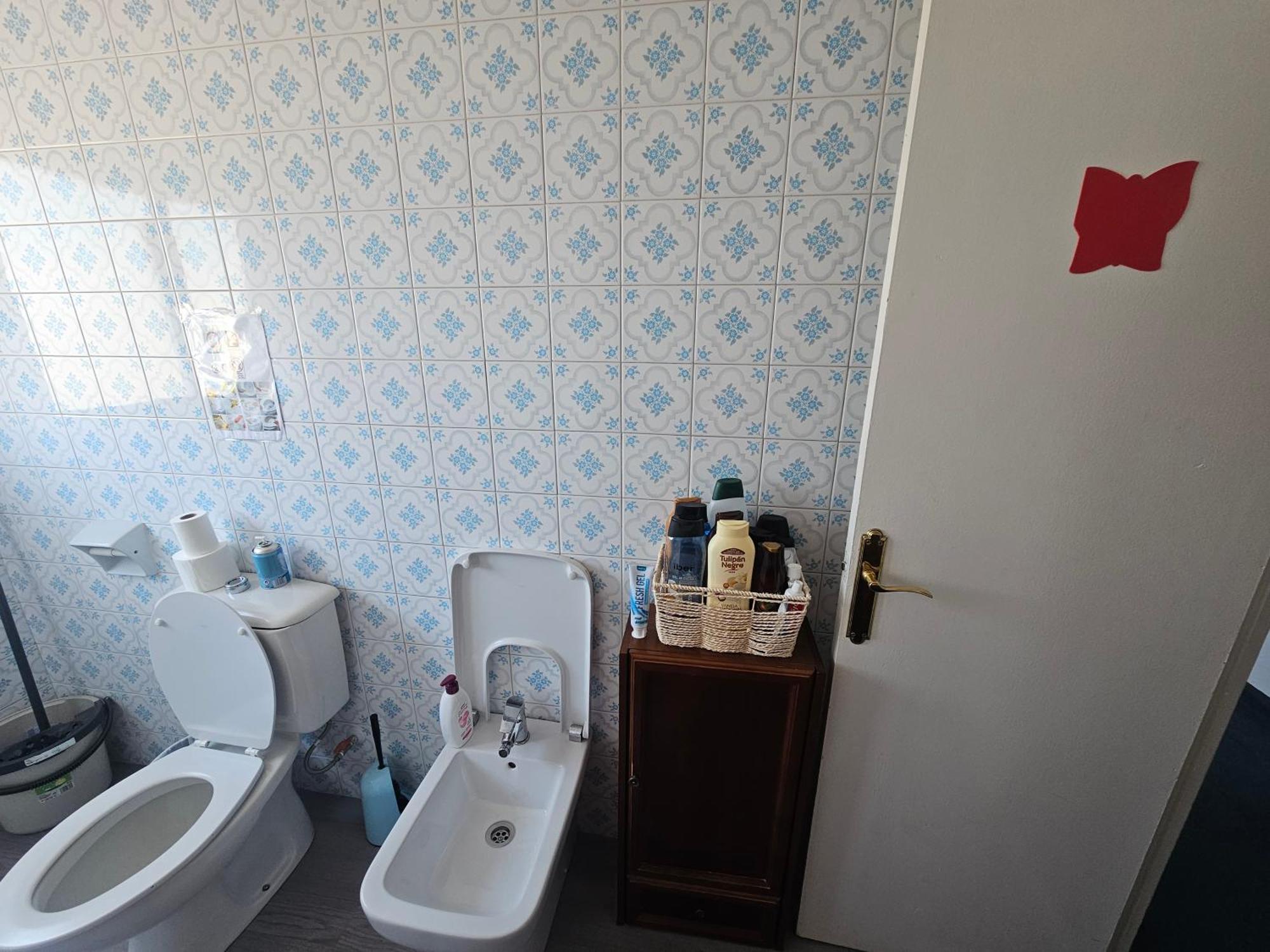 Homestay Privada Centro Cerca De La Estacion De Tren Maria Zambrano Y Del Centro Historico Y De La Playa