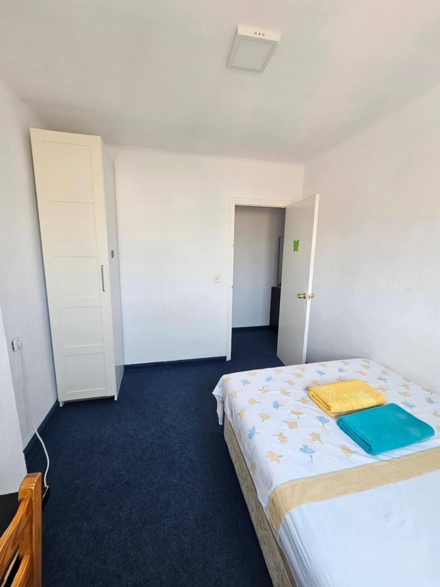 Privada Centro Cerca De La Estacion De Tren Maria Zambrano Y Del Centro Historico Y De La Playa Homestay Malaga