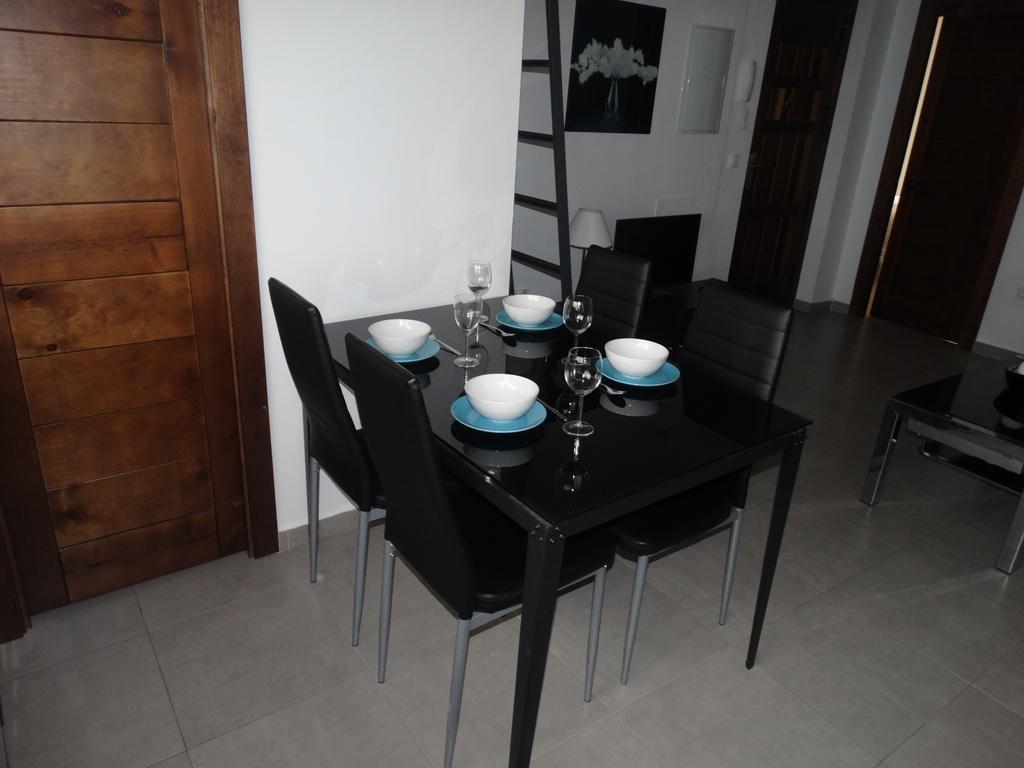 - Nuno Gomez, 24 Appartement Málaga
