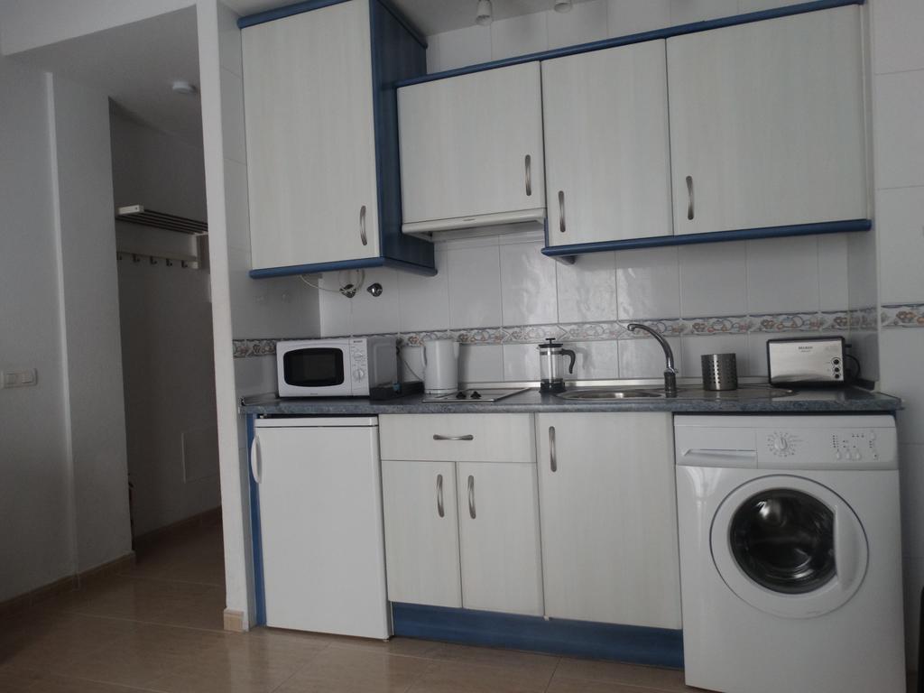 - Refino, 36 * Málaga