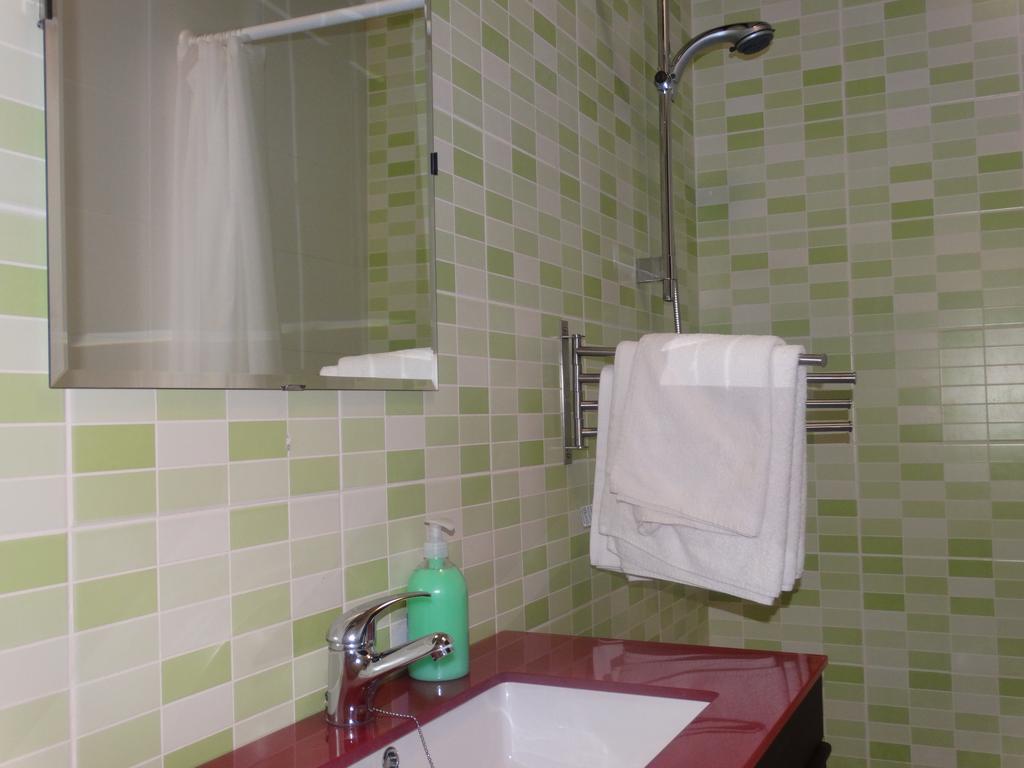 - Nuno Gomez, 24 Appartement Málaga