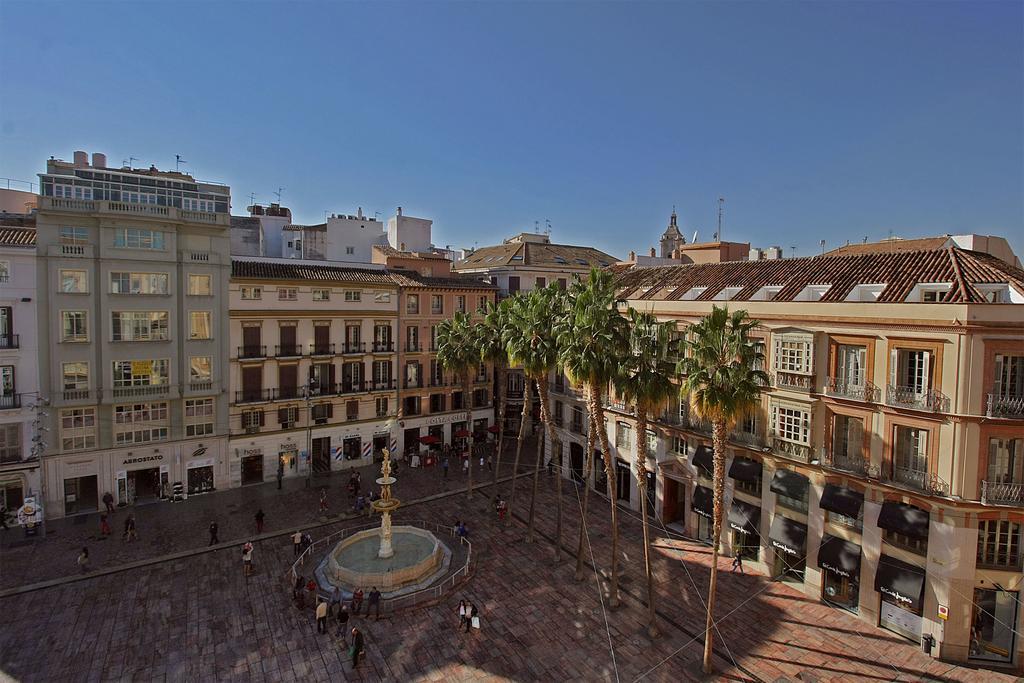 Plaza Constitucion - Larios Lejlighed