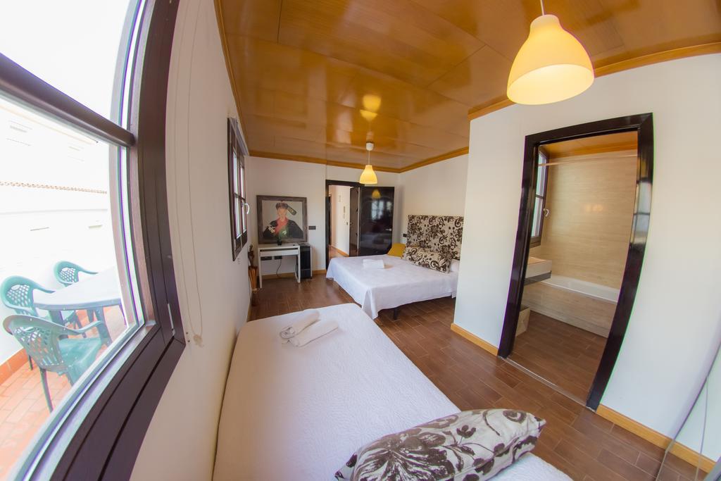 Apartamento Galeria De Pintores Vivos *