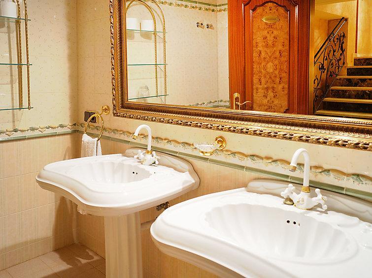 Hotell Darkum 2*