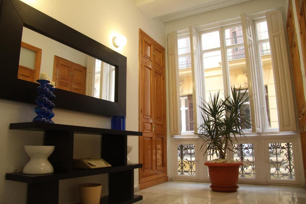 Echegaray Suites *