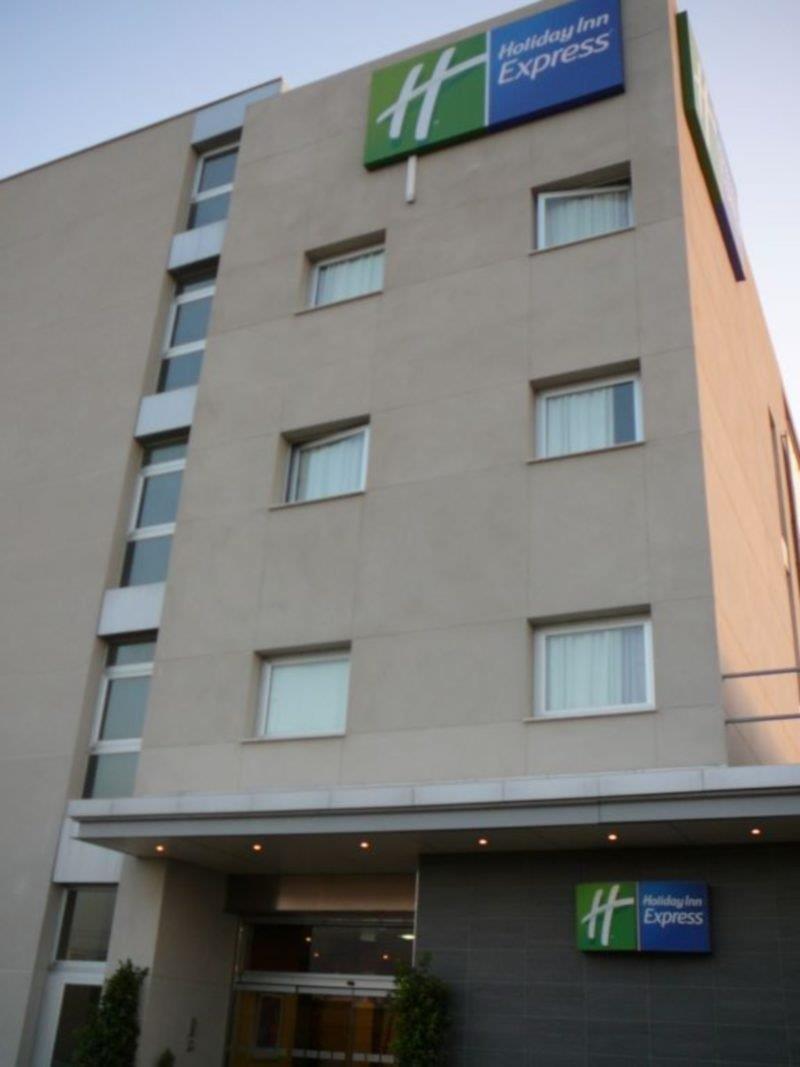 Express Airport By Ihg Hotell 3*